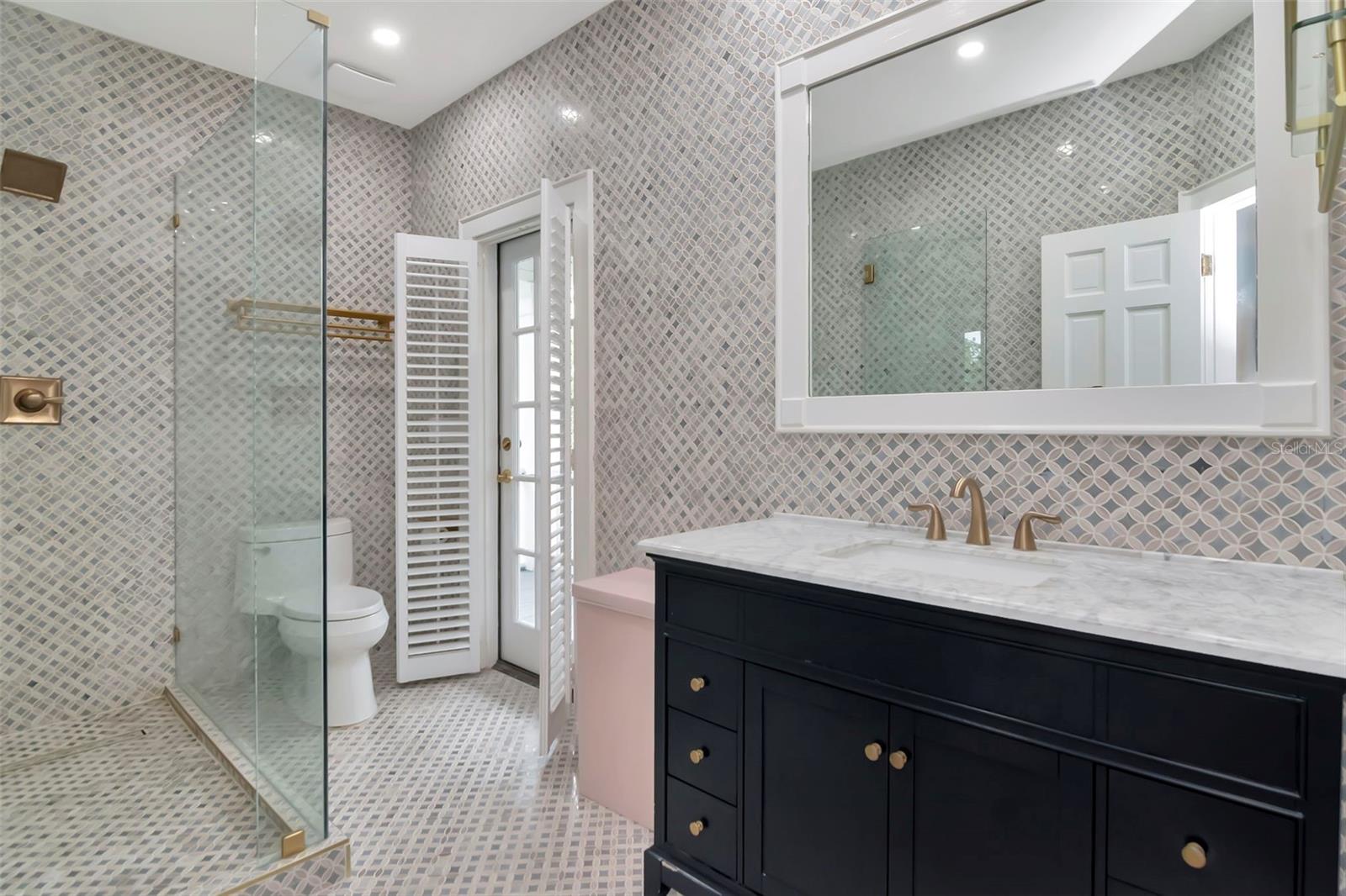 ROCKY SHORE SUB - Residential