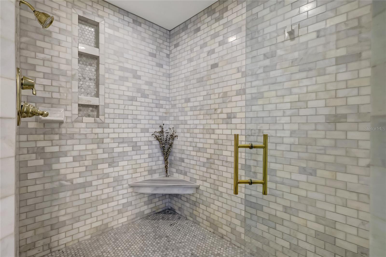 ROCKY SHORE SUB - Residential