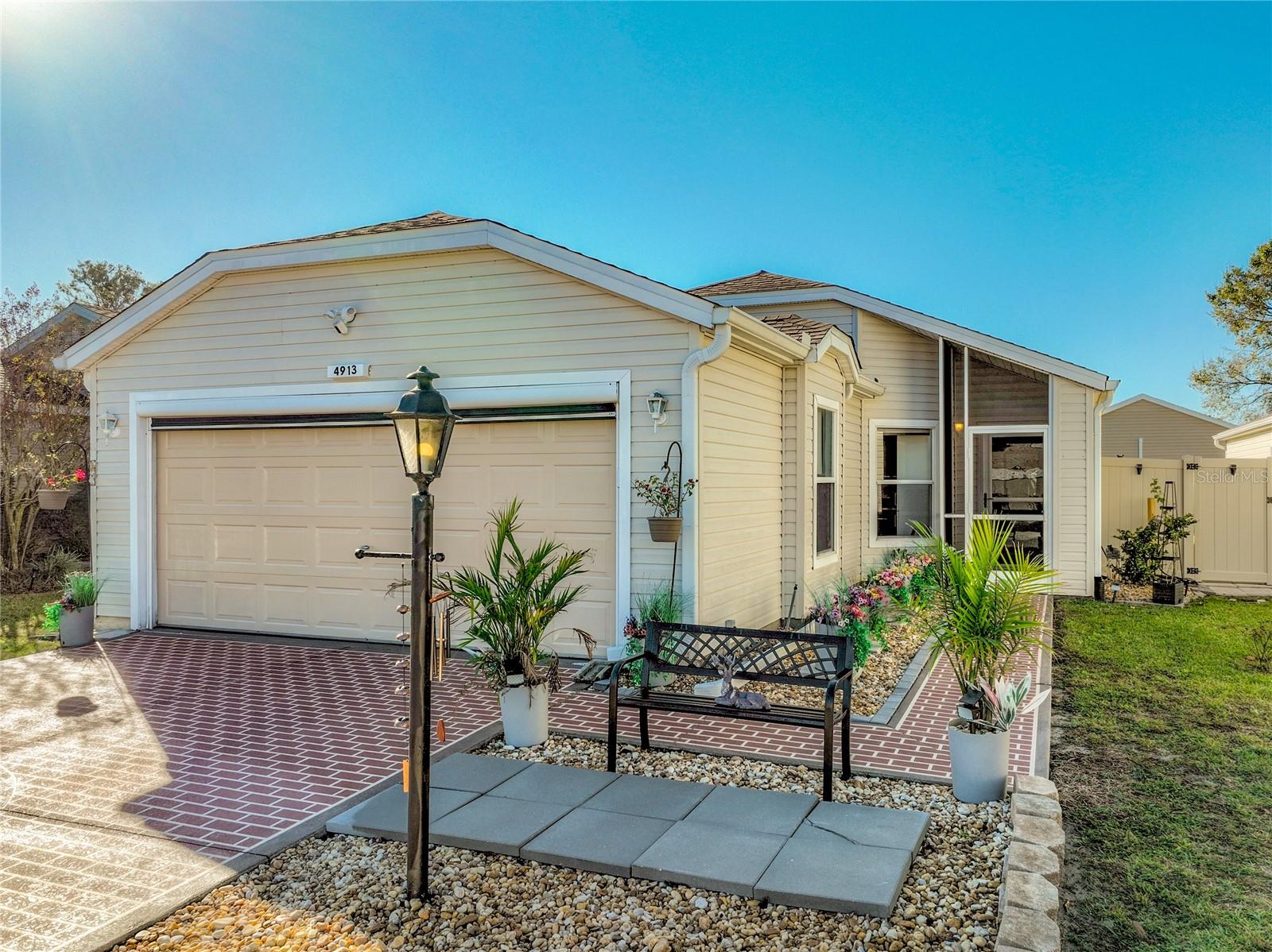 PLANTATION AT LEESBURG HERON RUN - Residential