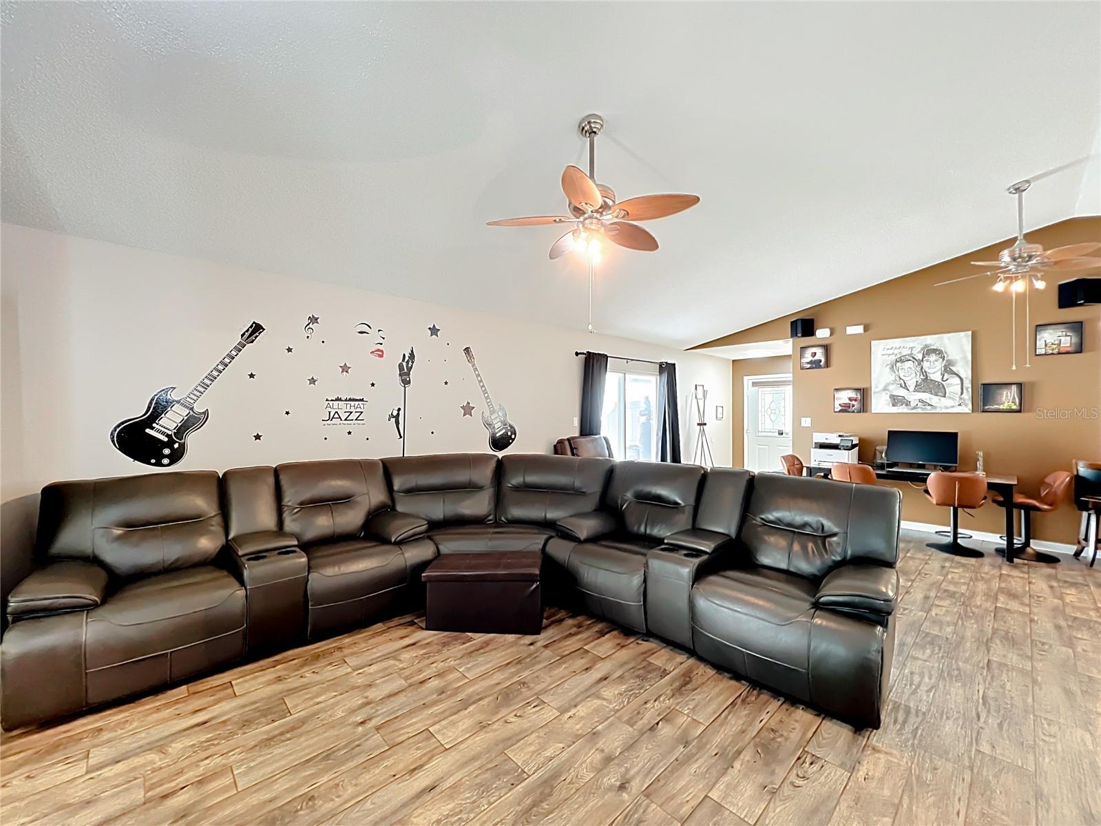 PLANTATION AT LEESBURG HERON RUN - Residential