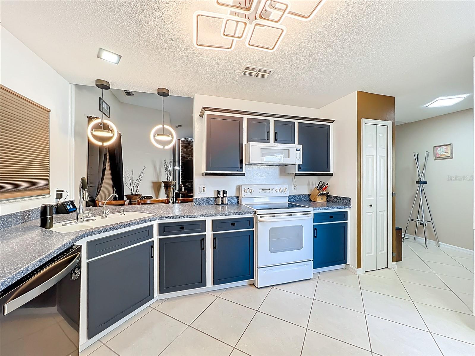 PLANTATION AT LEESBURG HERON RUN - Residential