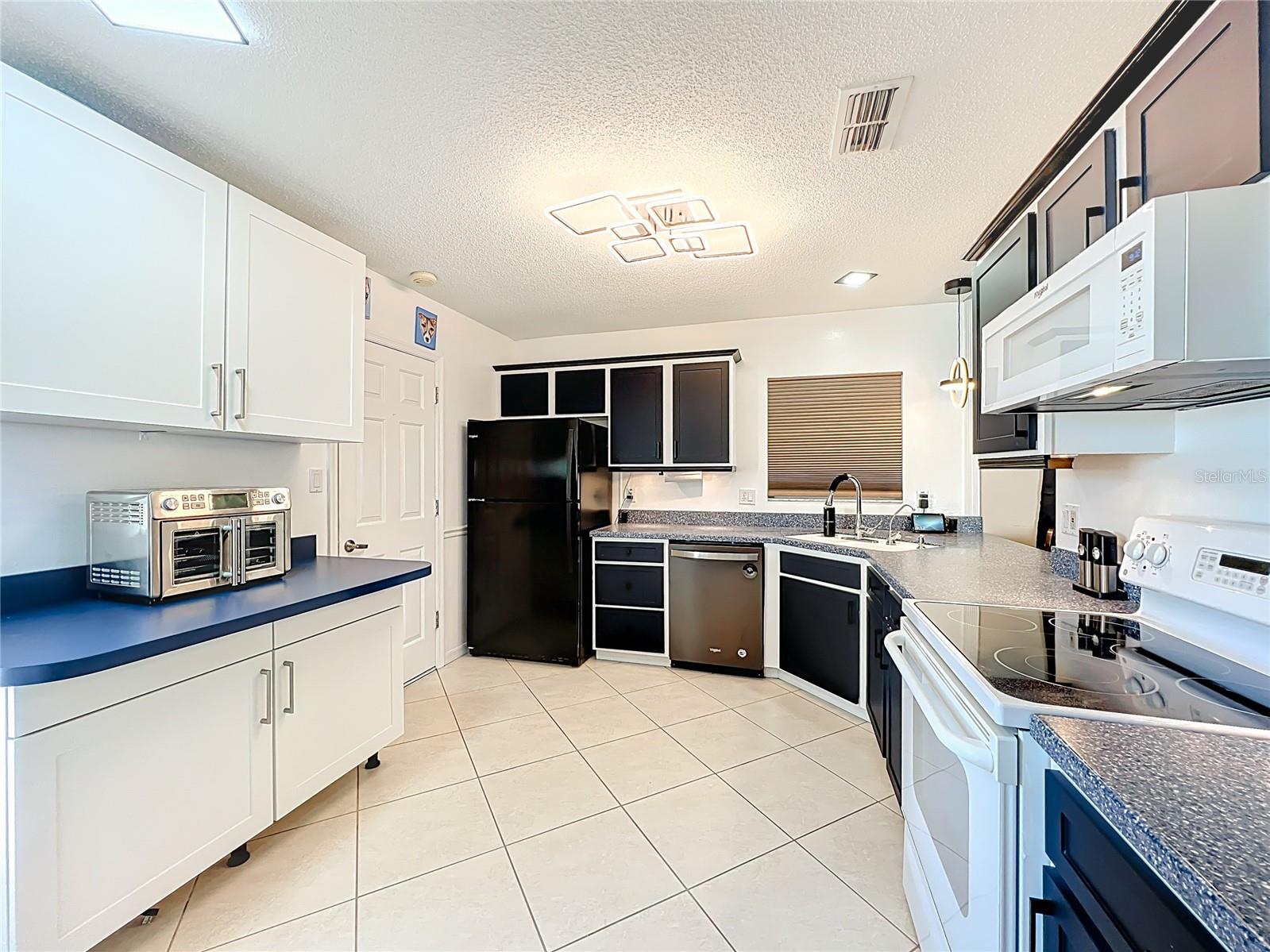 PLANTATION AT LEESBURG HERON RUN - Residential