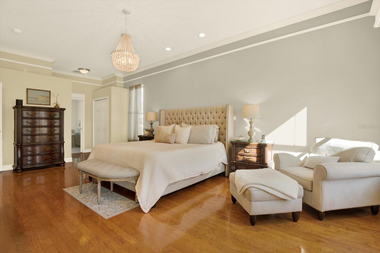 TIFFANY LAKE MANORS - Residential