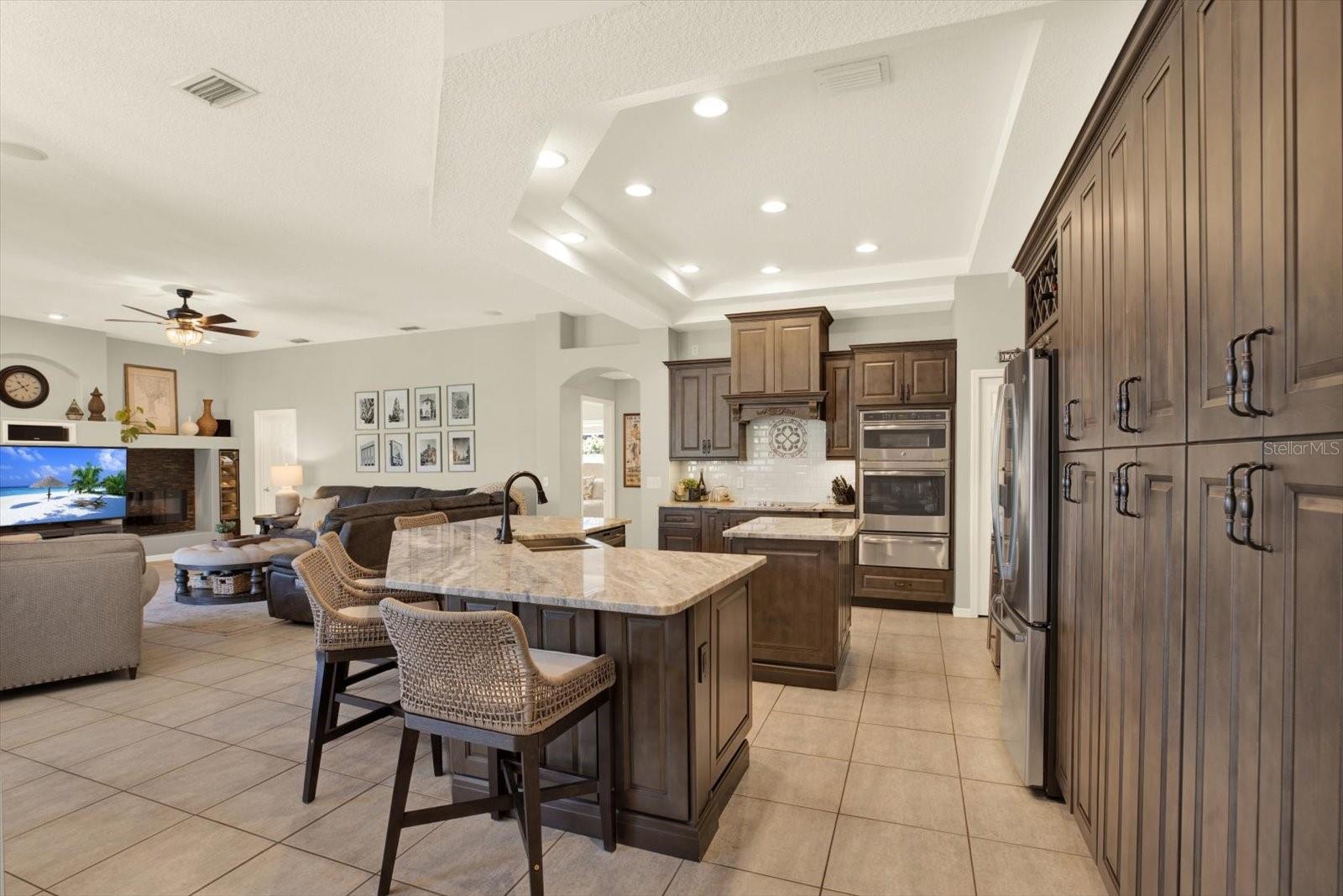 TIFFANY LAKE MANORS - Residential