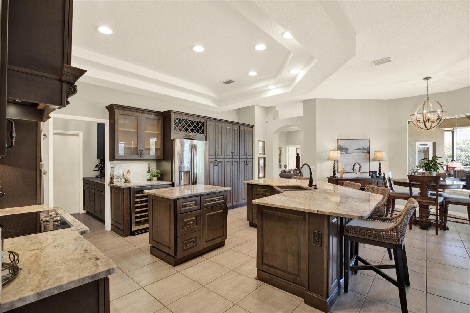 TIFFANY LAKE MANORS - Residential