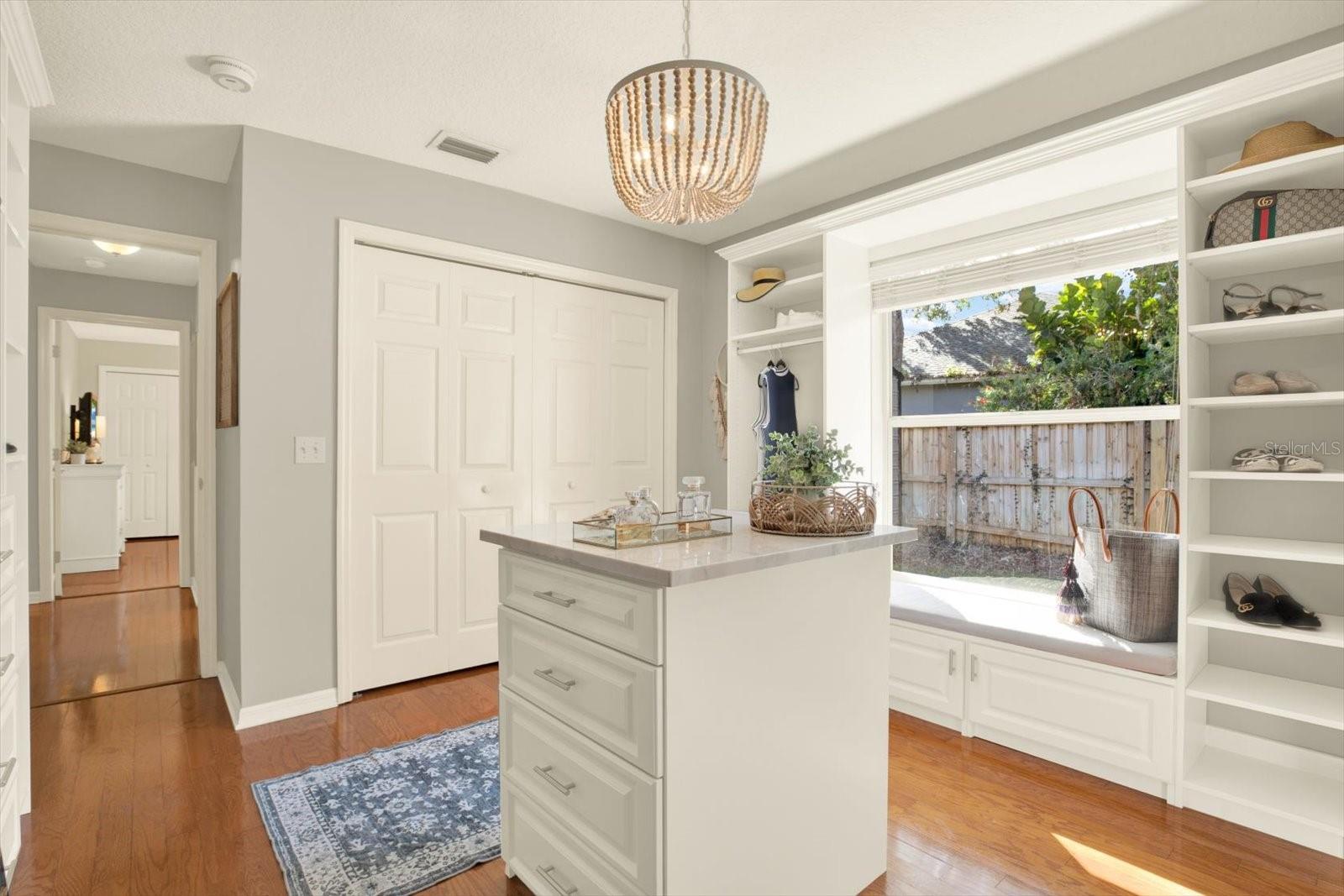 TIFFANY LAKE MANORS - Residential