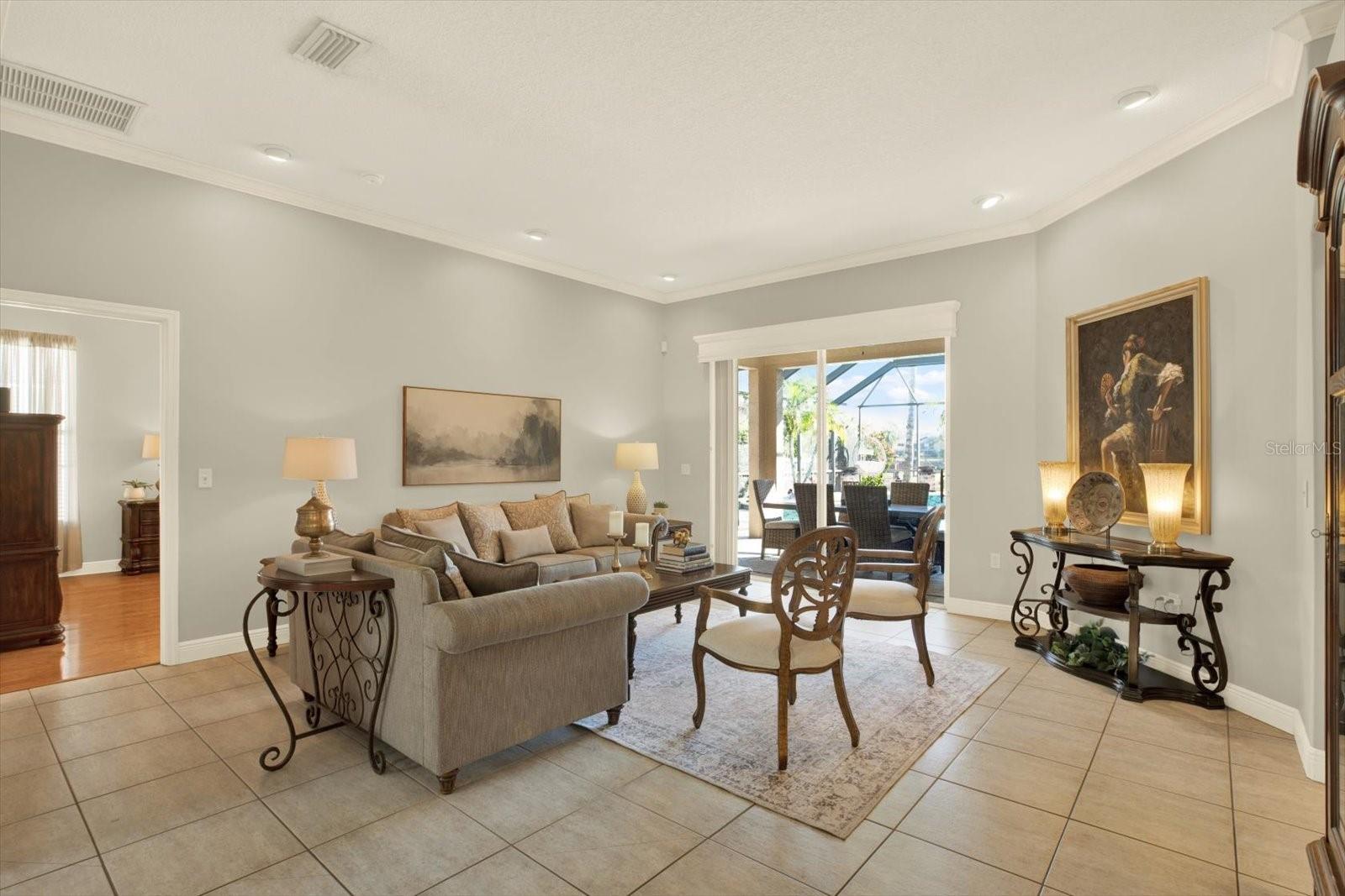 TIFFANY LAKE MANORS - Residential