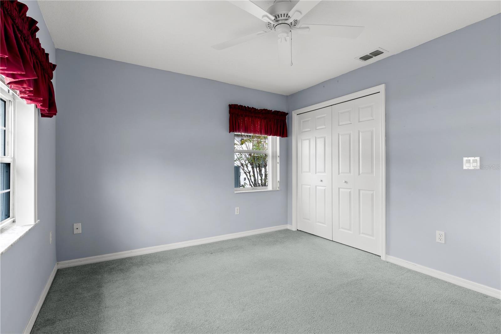 PINE GROVE - Residential