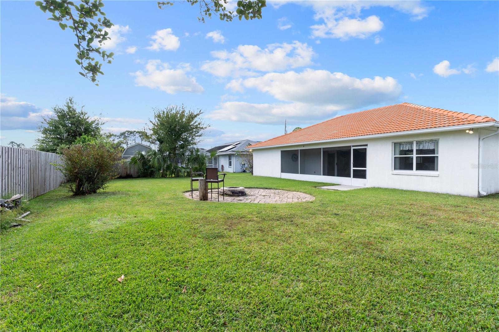 PINE GROVE - Residential