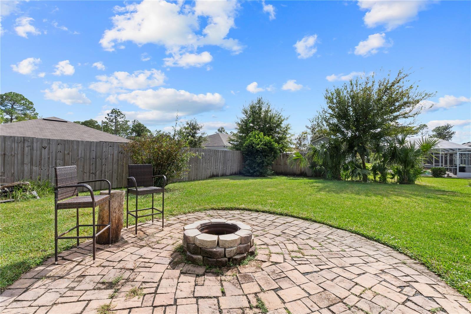 PINE GROVE - Residential