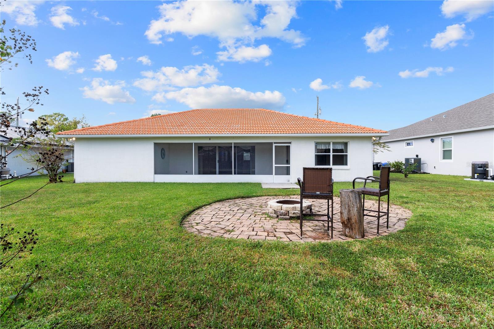 PINE GROVE - Residential