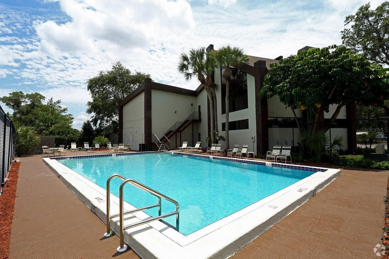 UNIVERSITY OAKWOODS II A CONDO - Residential Lease