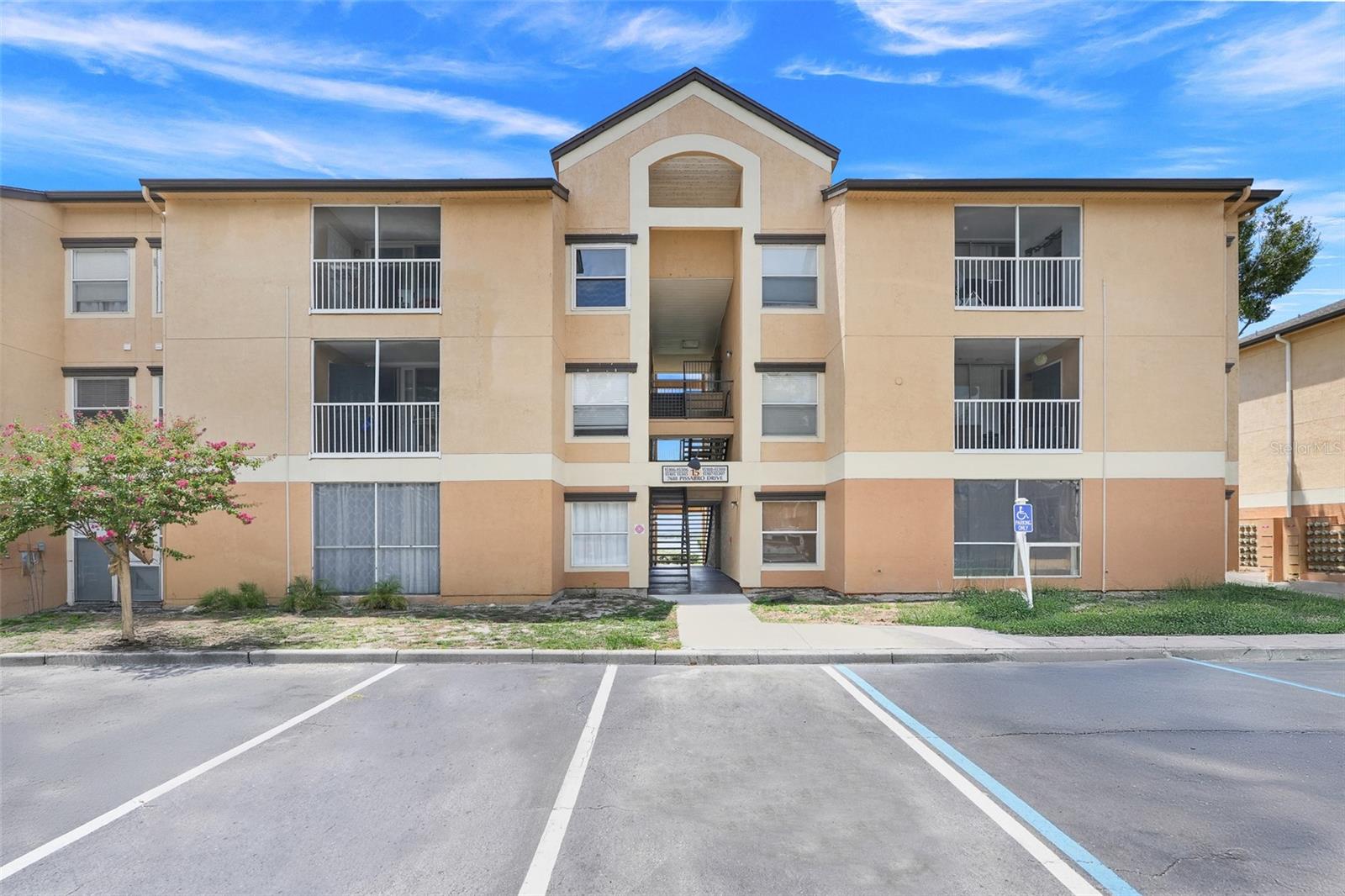 7618 PISSARRO DRIVE 15106