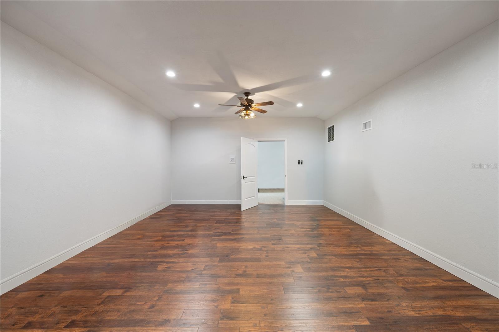CAPE ORLANDO ESTATES - Residential