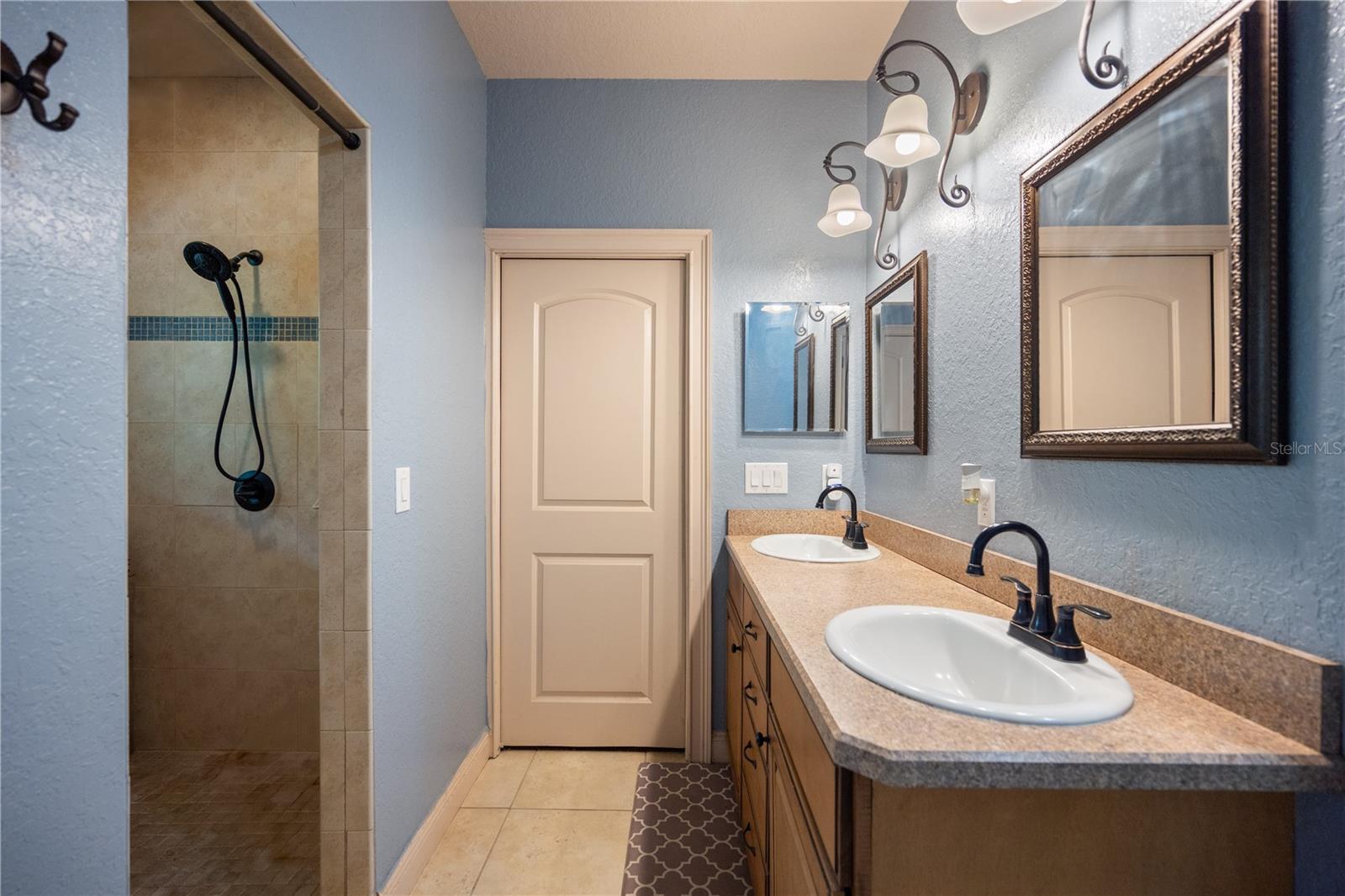 CAPE ORLANDO ESTATES - Residential