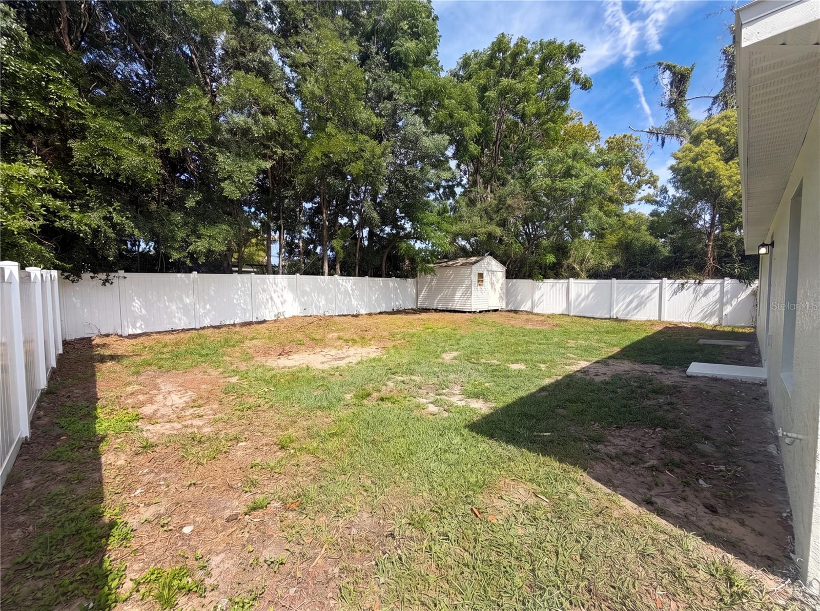 HILL N DALE THE VILLAGE - Residential