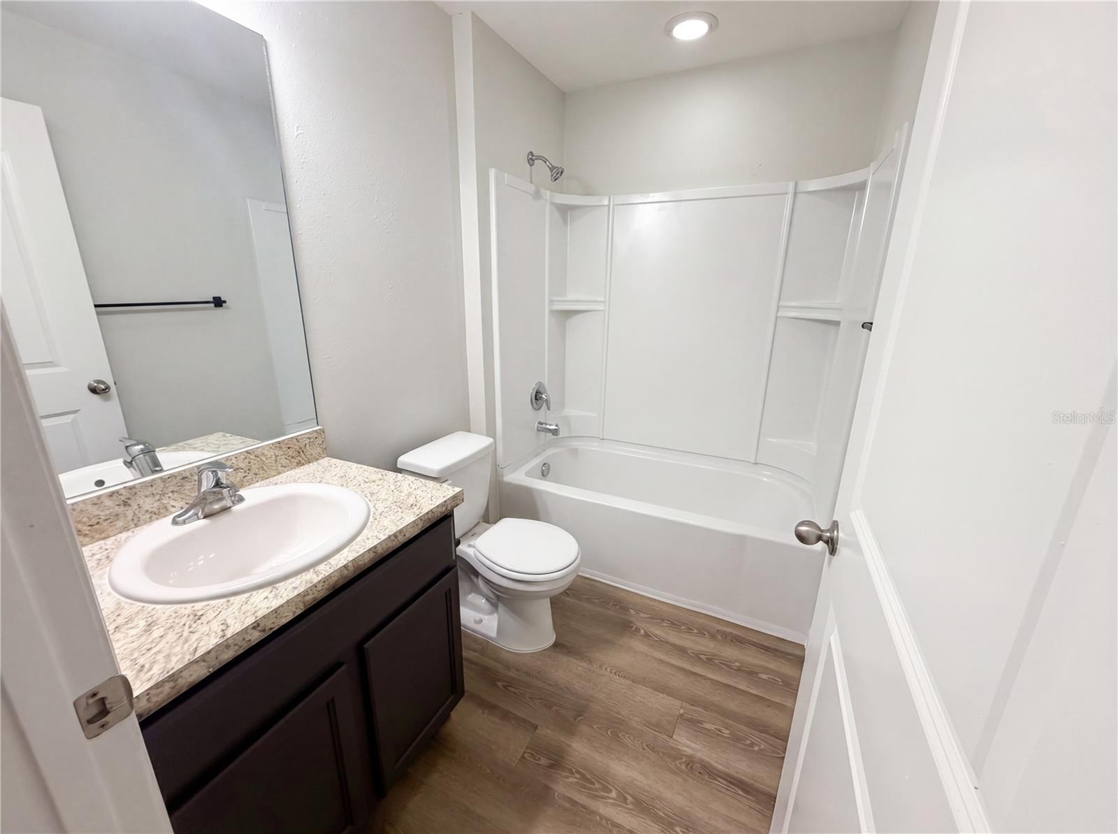 HILL N DALE THE VILLAGE - Residential