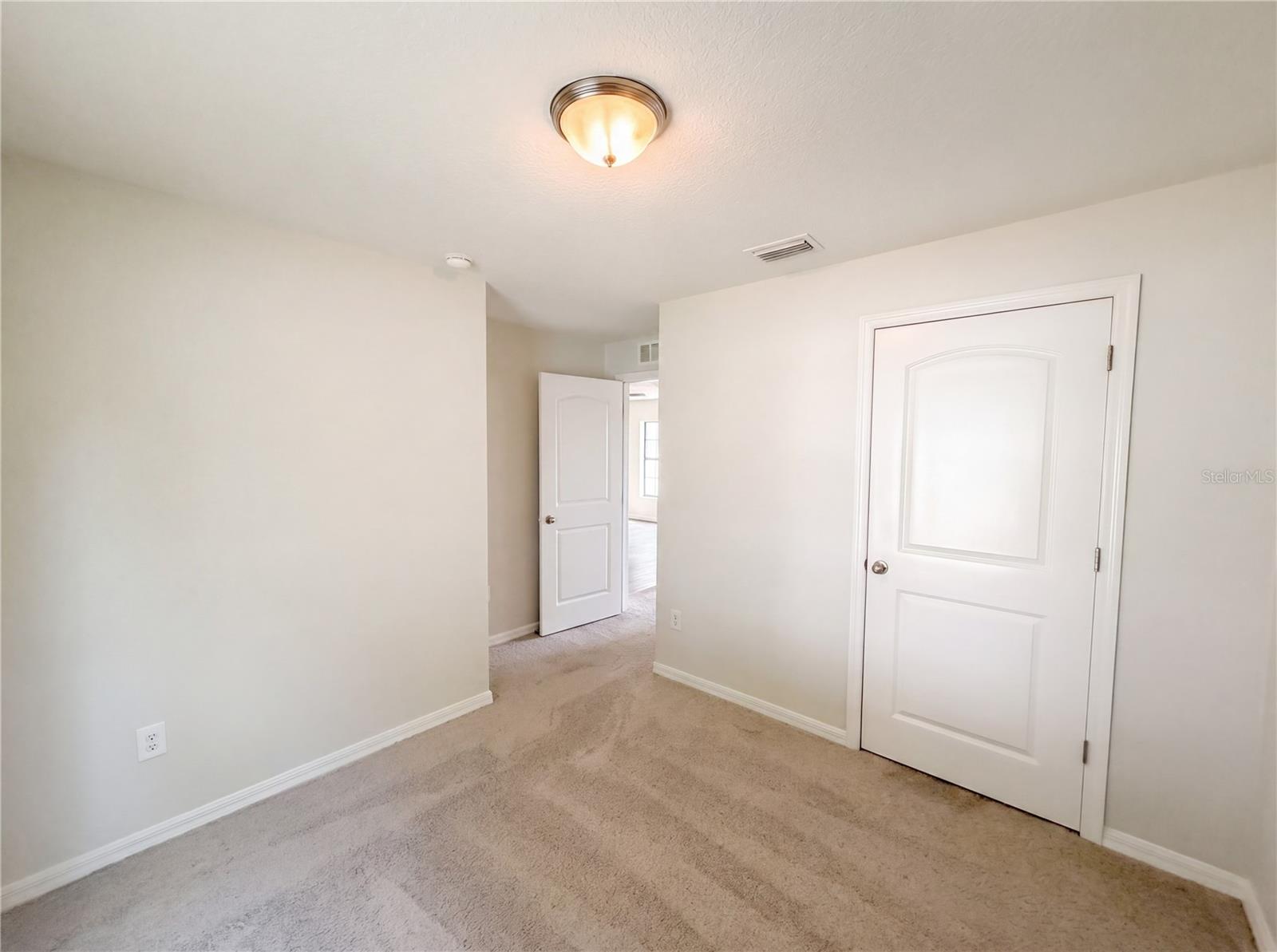 HILL N DALE THE VILLAGE - Residential