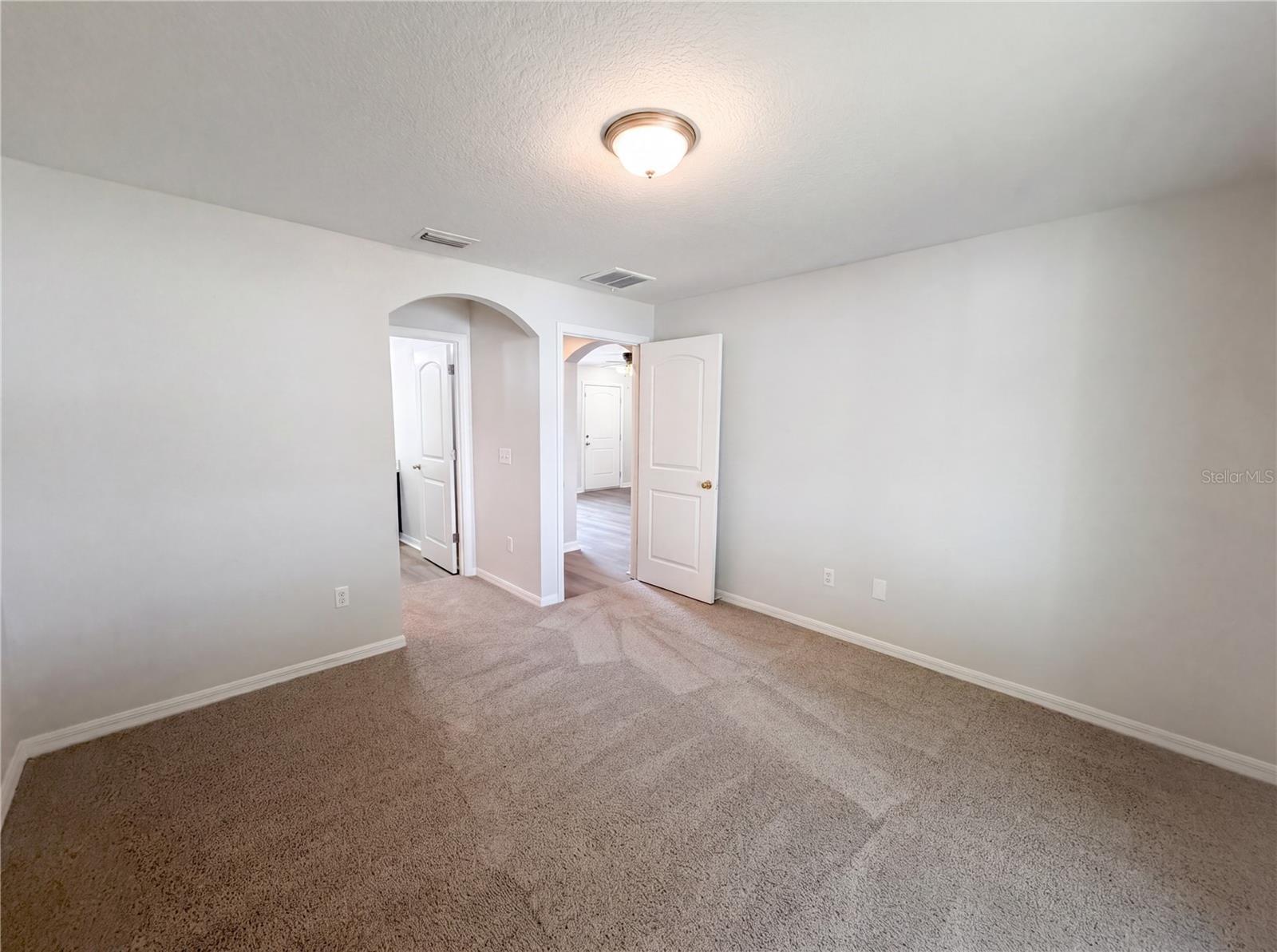 HILL N DALE THE VILLAGE - Residential