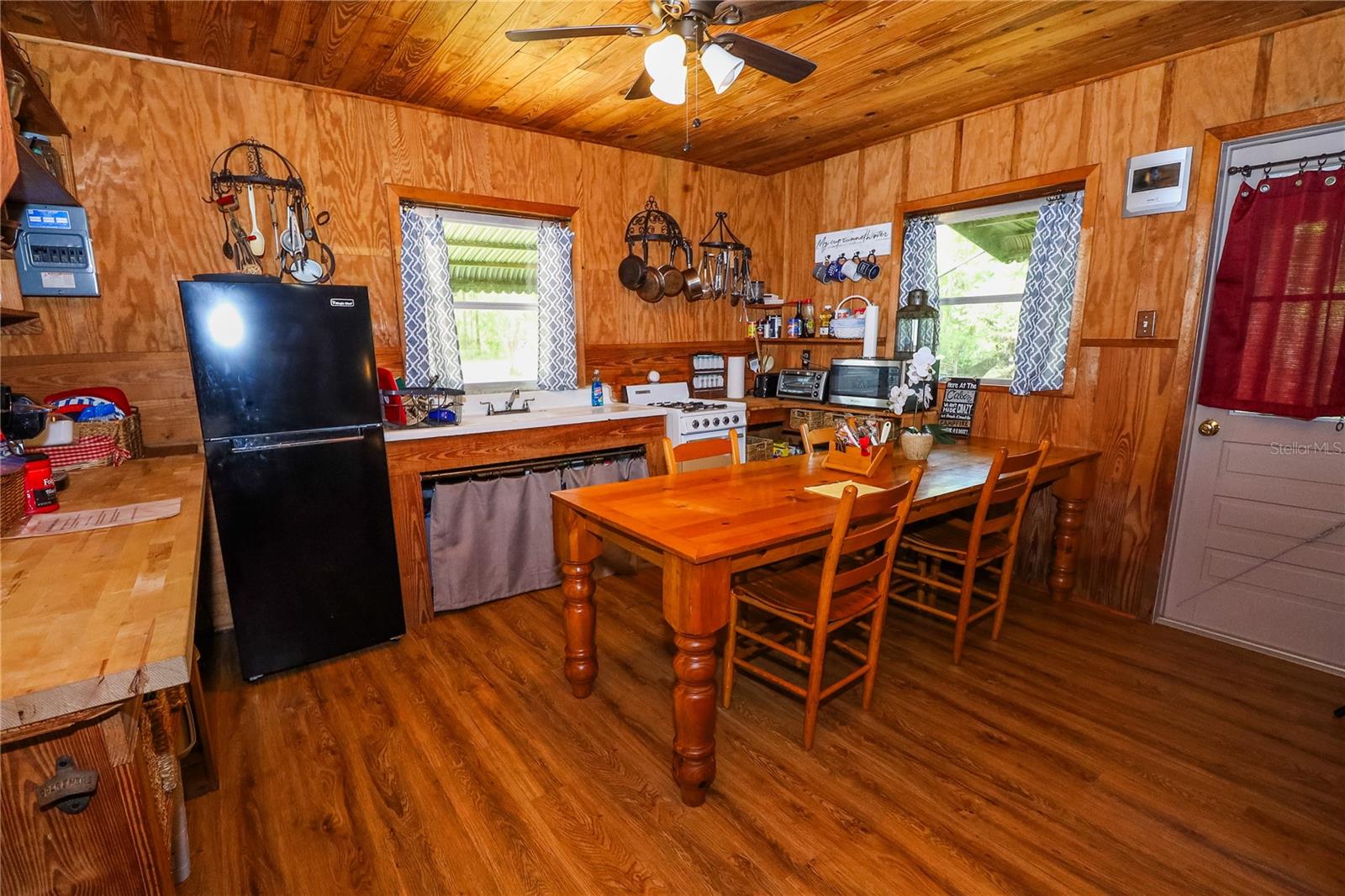 GULF HAMMOCK - Residential