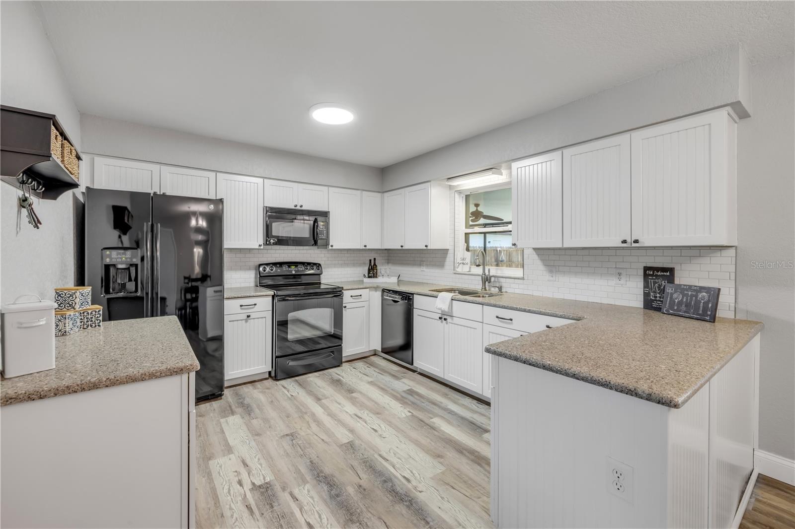 HIDDEN LAKE PH 3 UNIT 2 - Residential