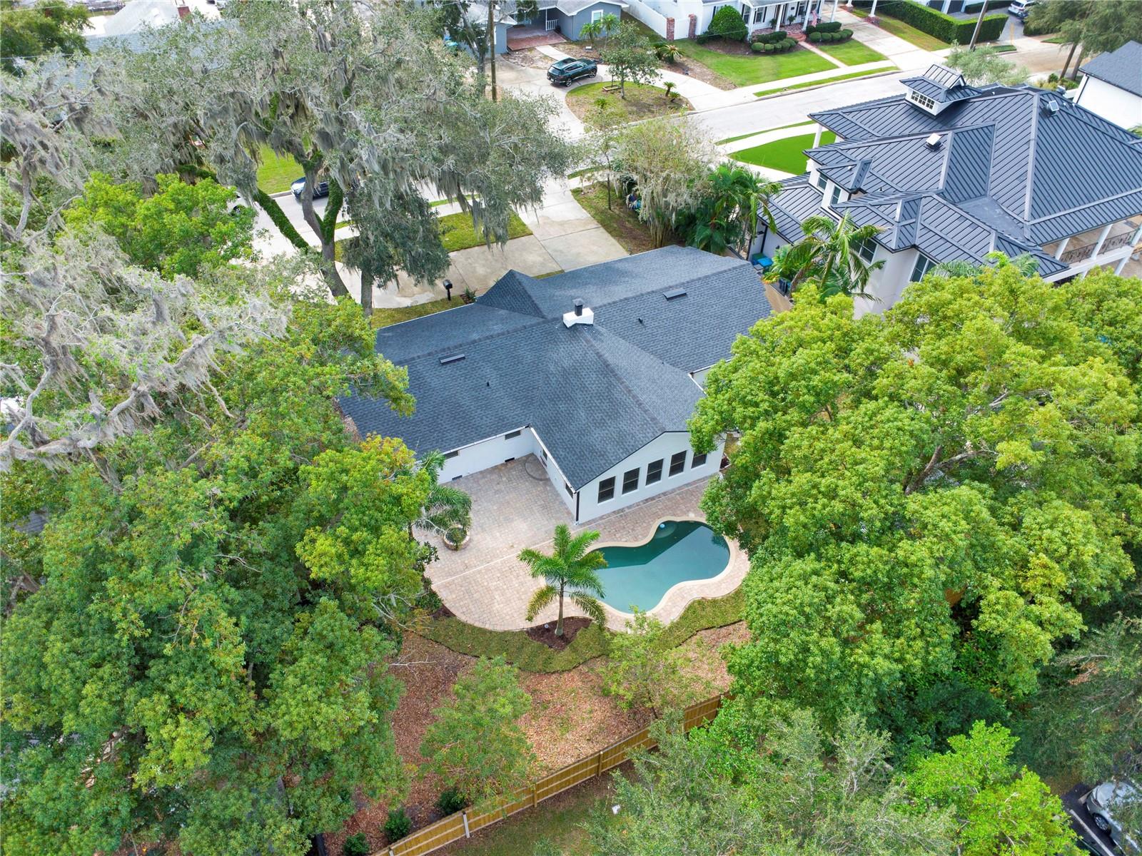 245 W GEORGE AVENUE