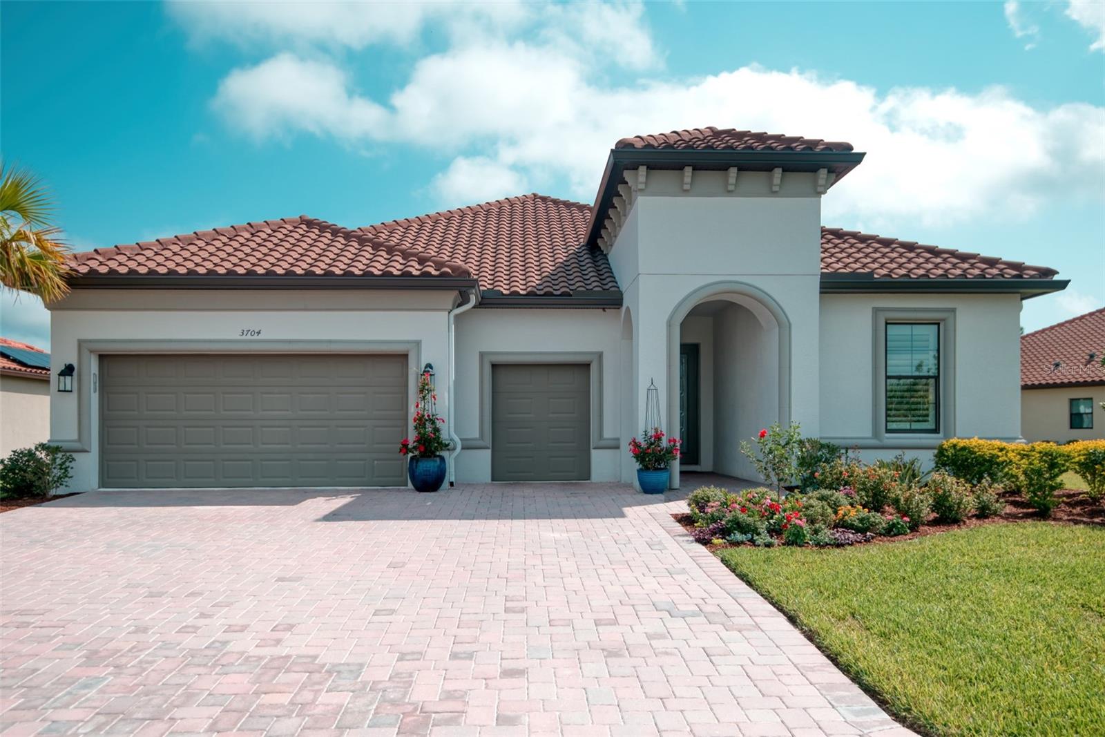 3704 VIA MONTE NAPOLEONE DRIVE