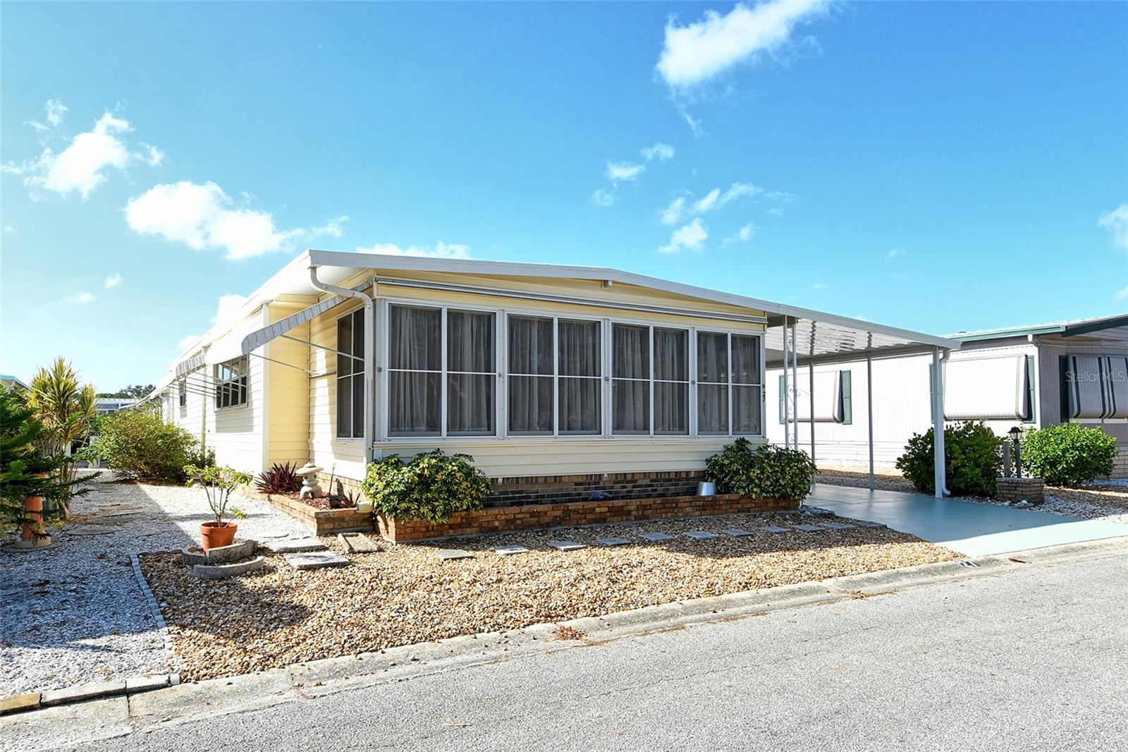 2107 PALMA SOLA BOULEVARD 27