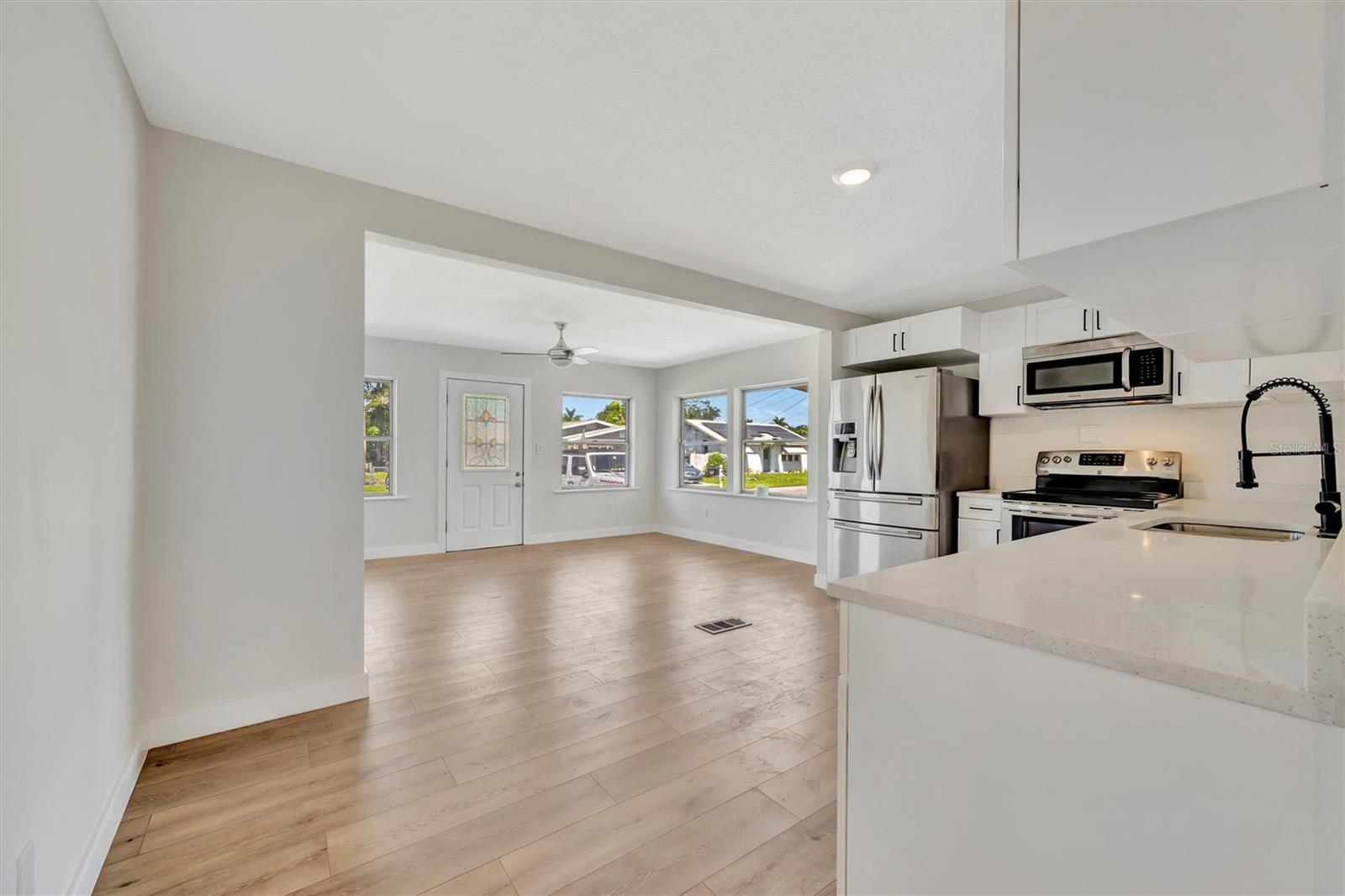 WELLESLEY ACRES - Residential