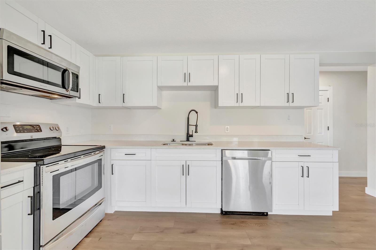 WELLESLEY ACRES - Residential