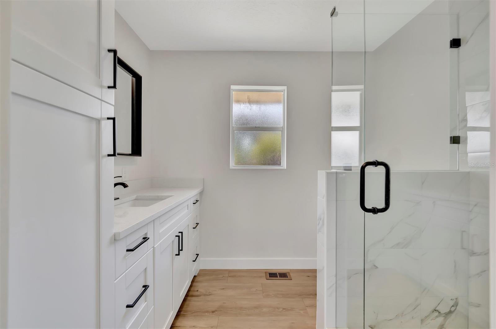 WELLESLEY ACRES - Residential