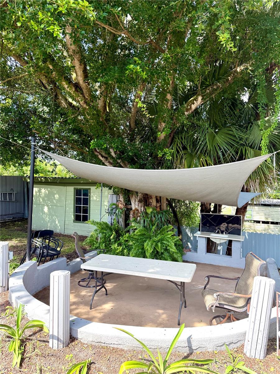 TREASURE ISLAND - Residential