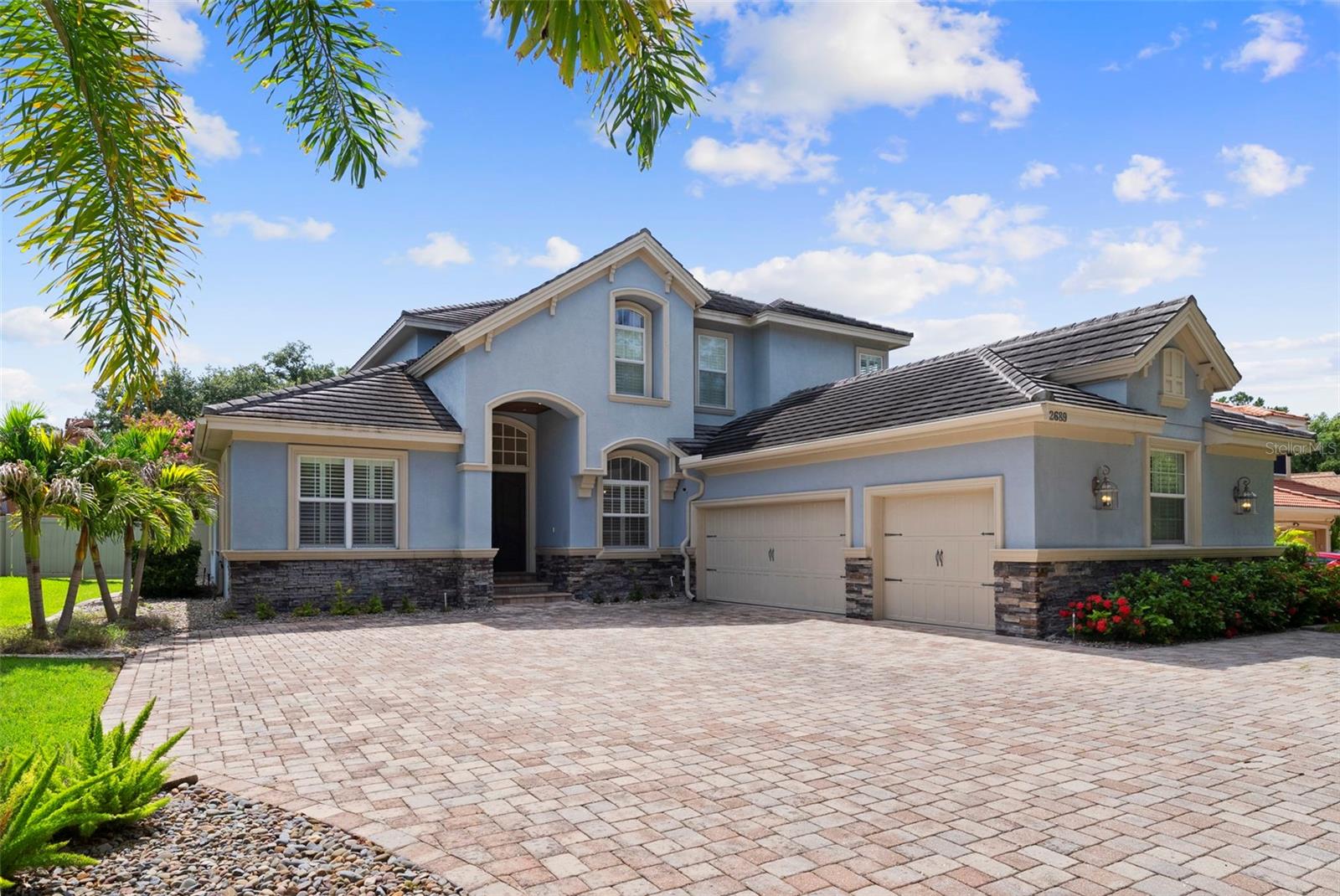 2689 WATERS EDGE COURT