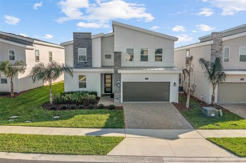 Photo of 913 Ocean Course Avenue, Davenport, FL 33896 (MLS # S5137239)