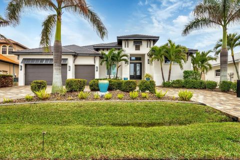 A home in PUNTA GORDA