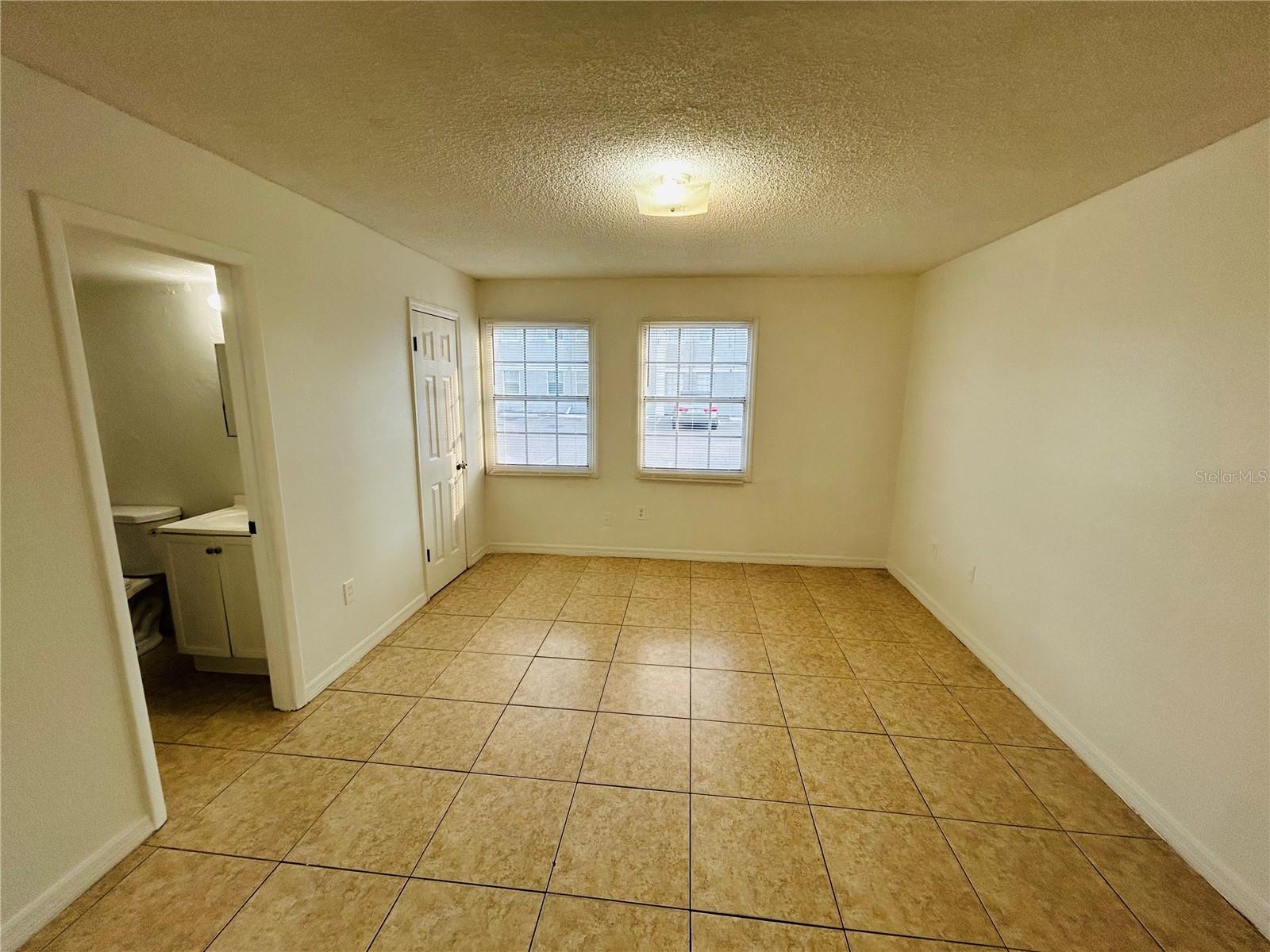 CATALINA ISLES CONDO - Residential Lease