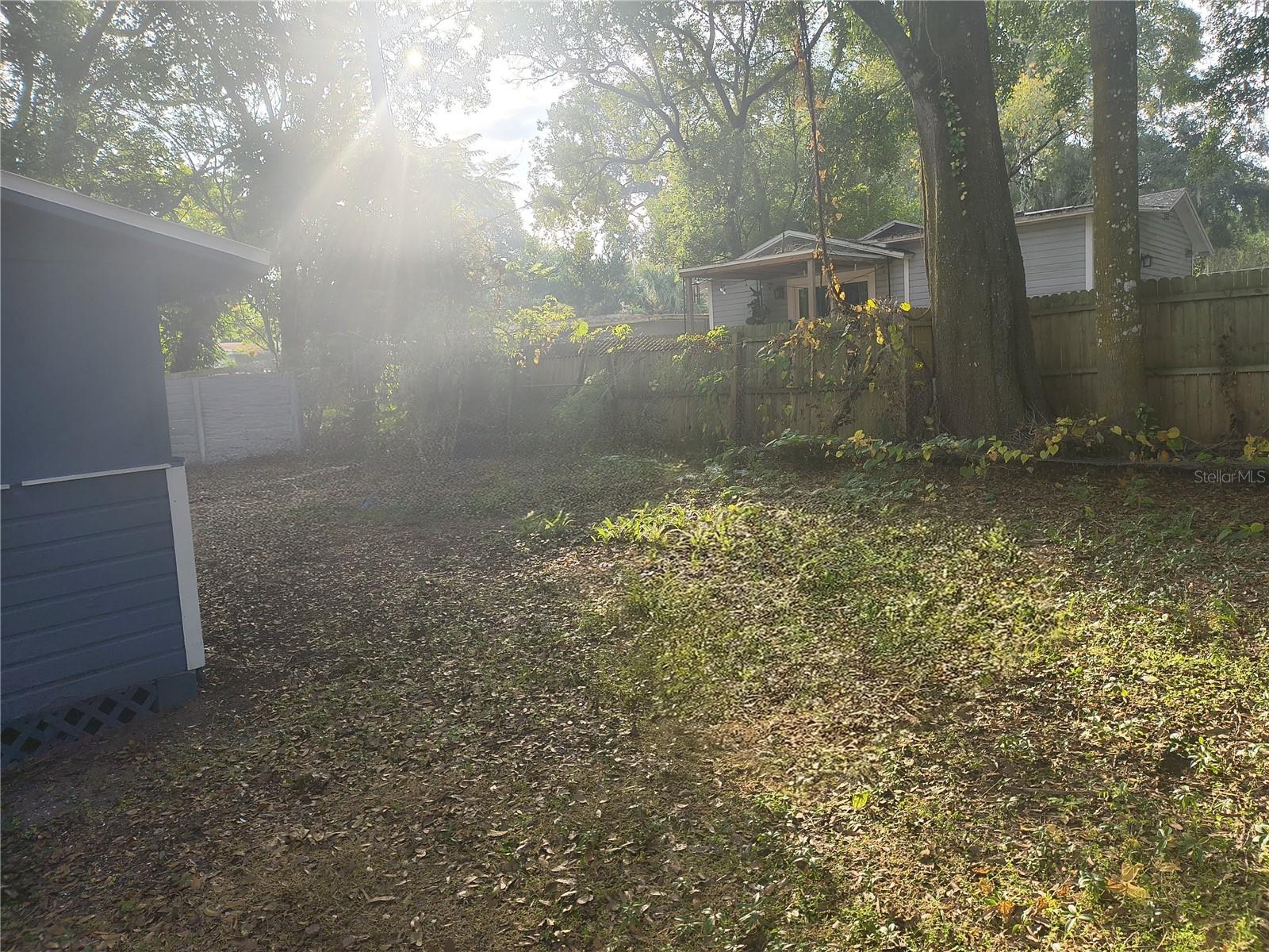 1406 GREENWOOD STREET