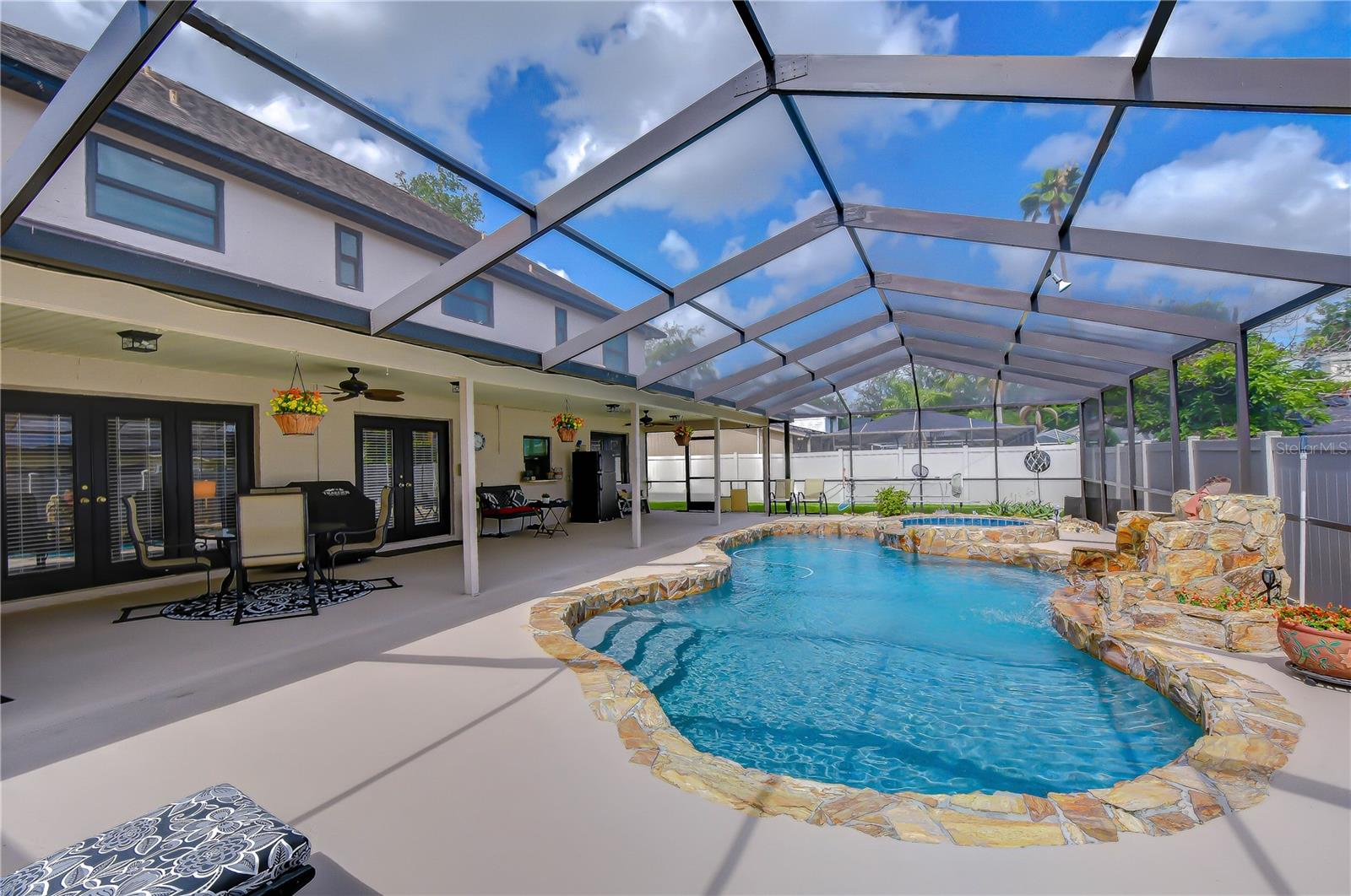 1227 RAINBROOK CIRCLE