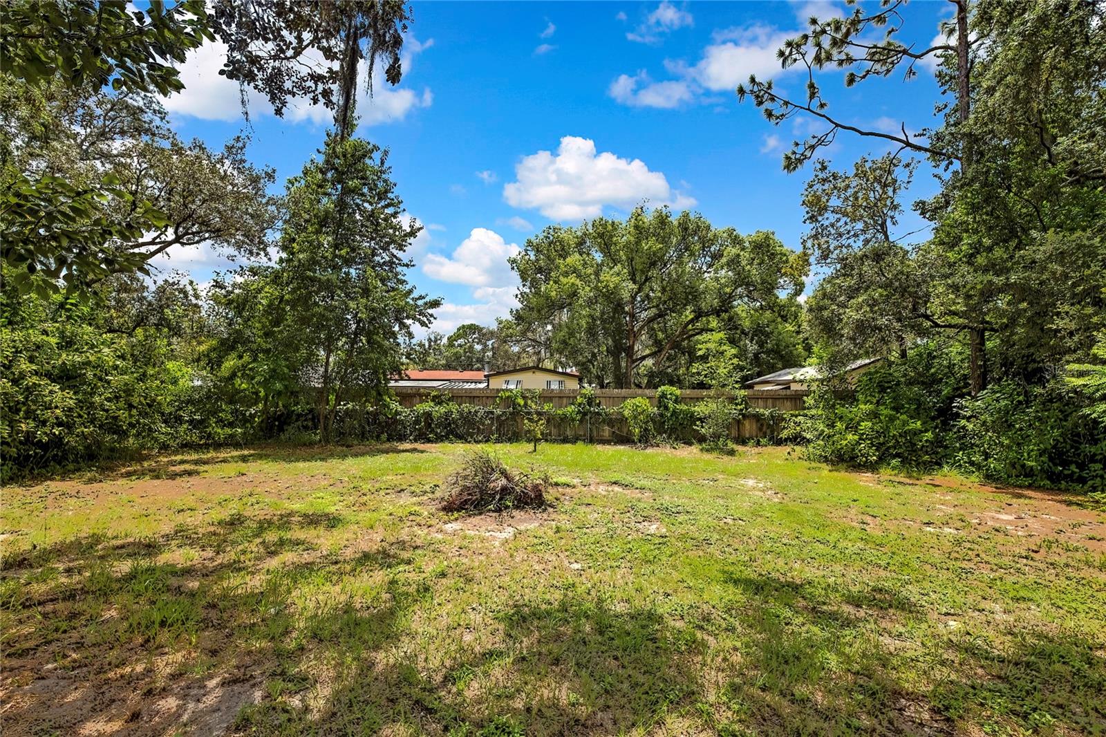 GREEN ACRES OAKLAWN TO MEADOW AREA - Residential