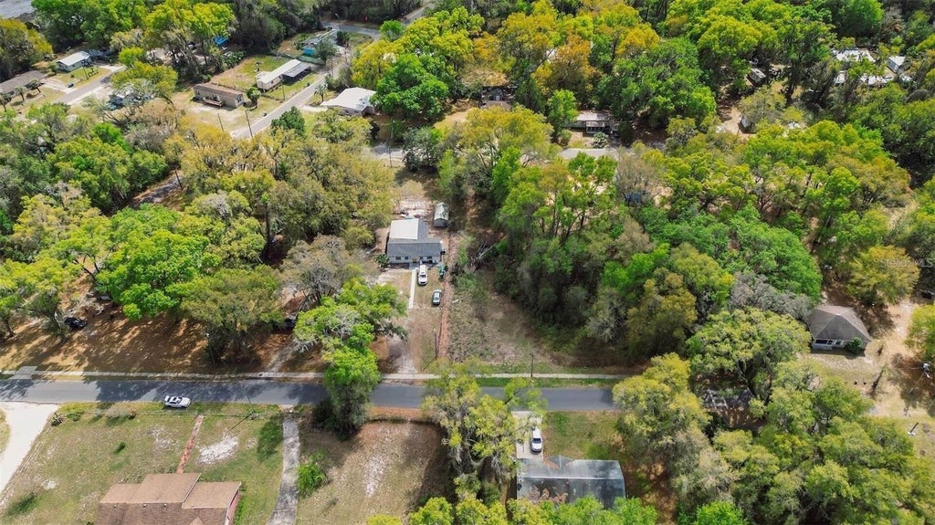 Photo of Lawrence St, Wildwood, FL 34785 (MLS # TB8537332)