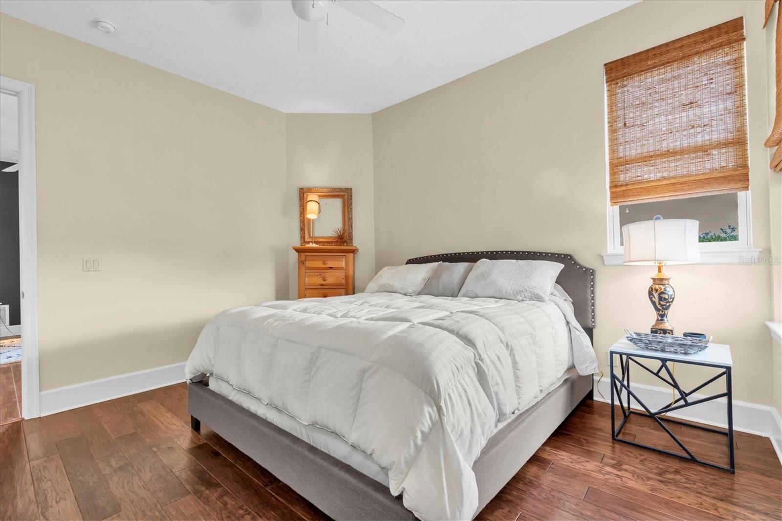 THURSTON GROVES - Residential