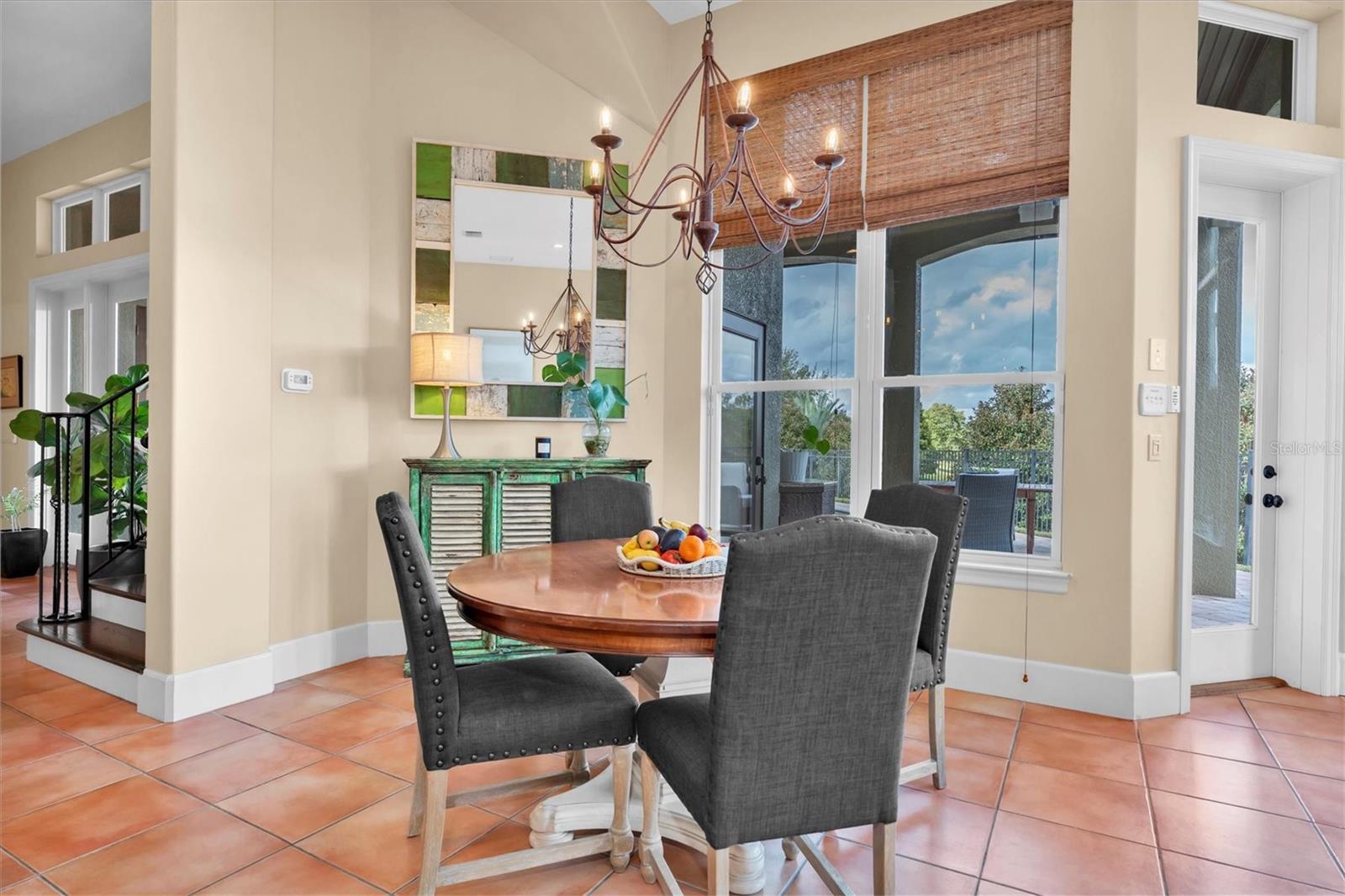 THURSTON GROVES - Residential