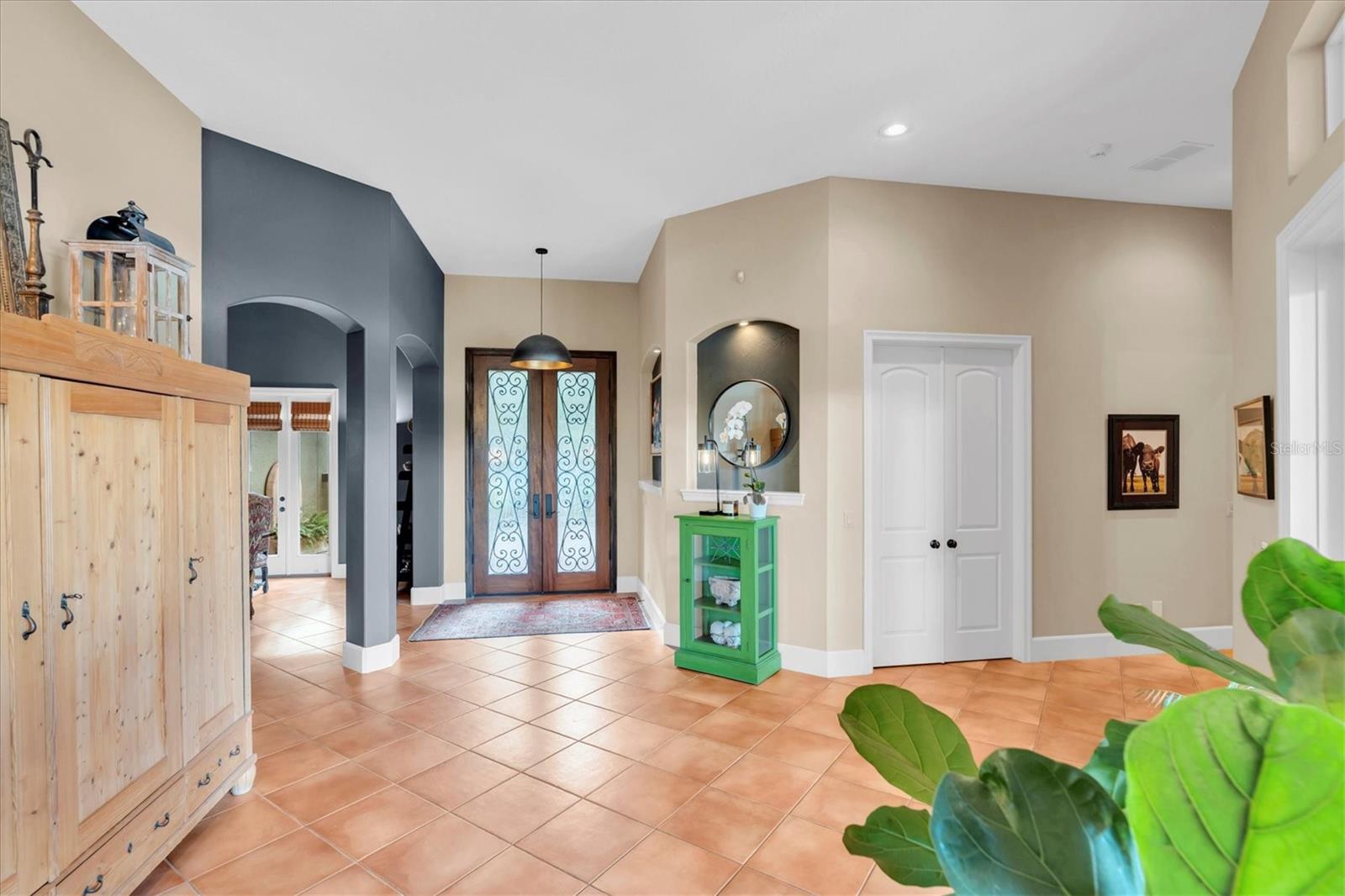 THURSTON GROVES - Residential