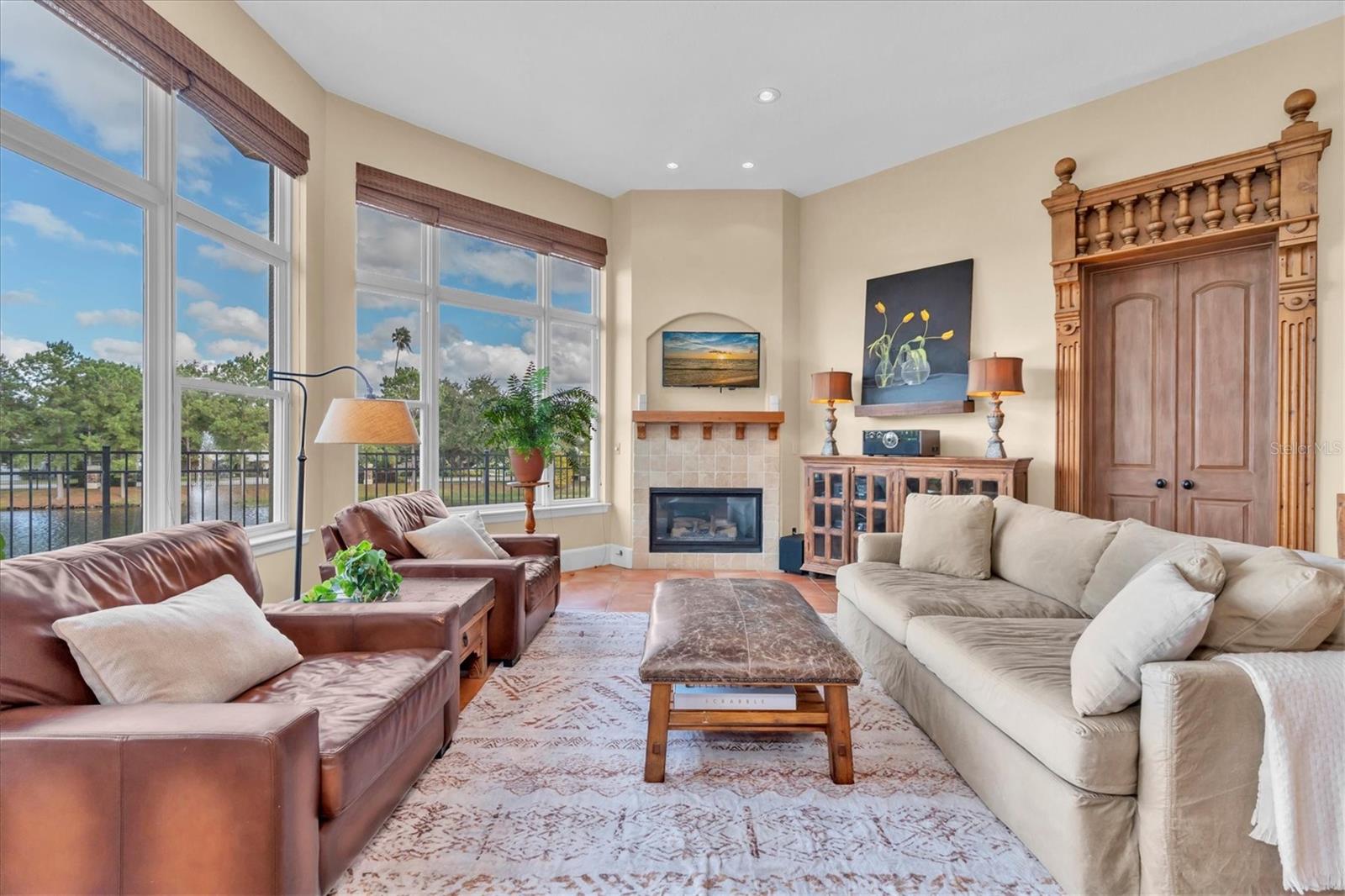 THURSTON GROVES - Residential