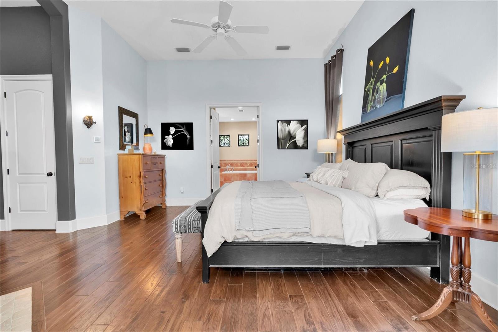 THURSTON GROVES - Residential