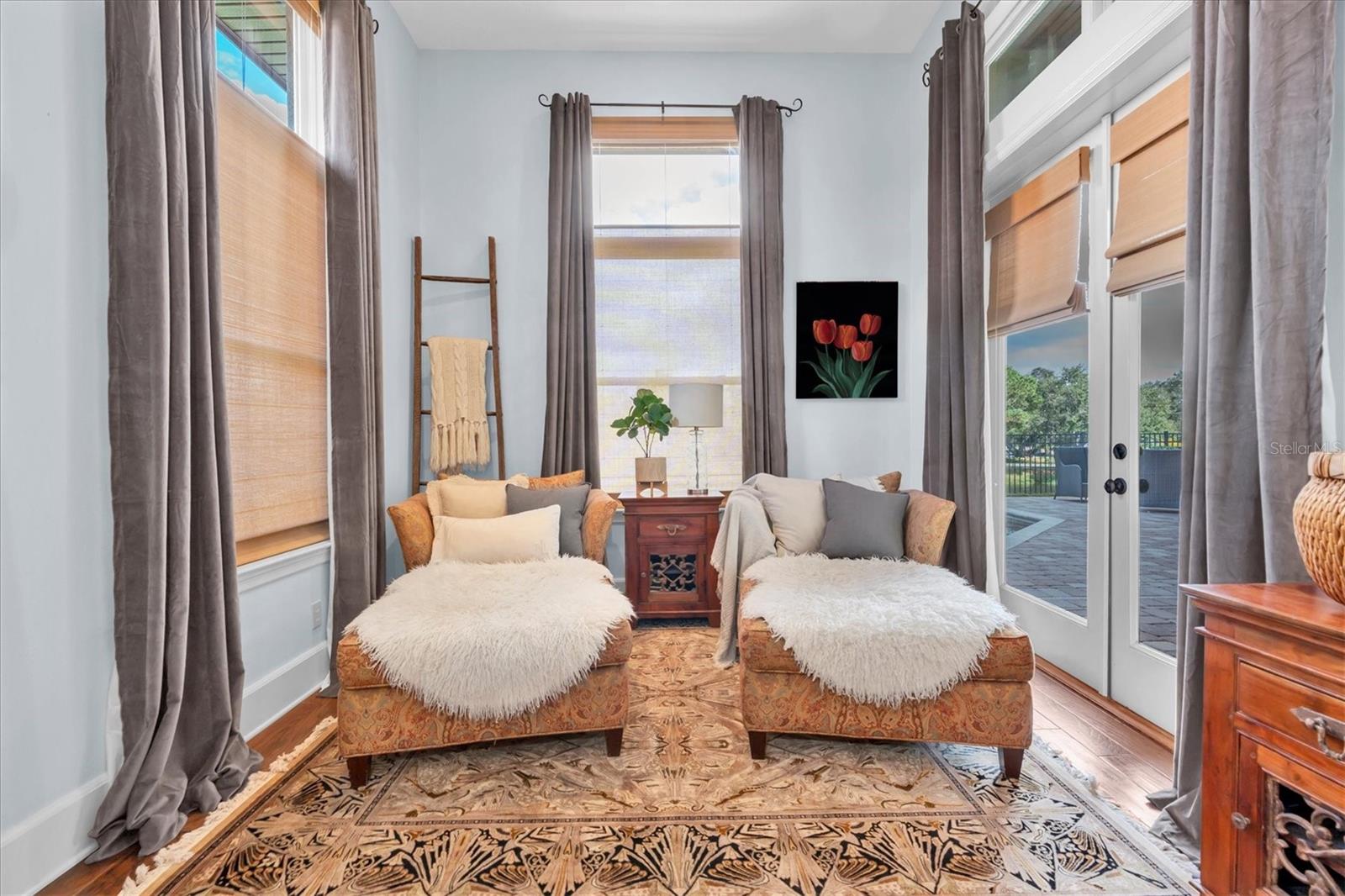 THURSTON GROVES - Residential