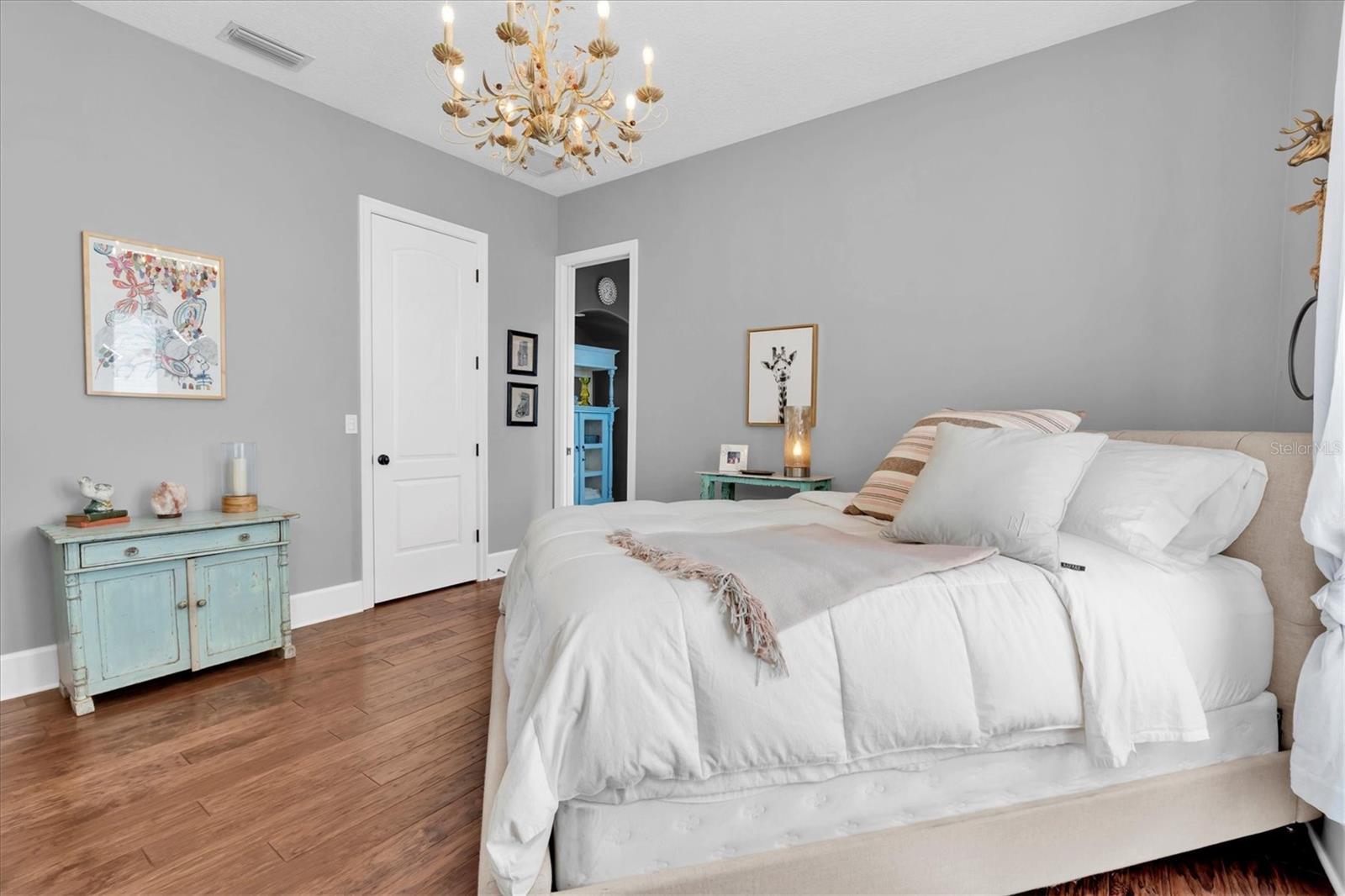 THURSTON GROVES - Residential