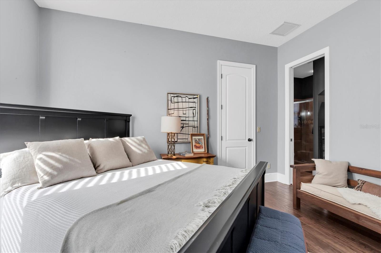 THURSTON GROVES - Residential