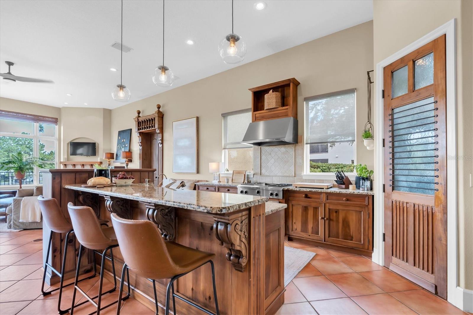 THURSTON GROVES - Residential