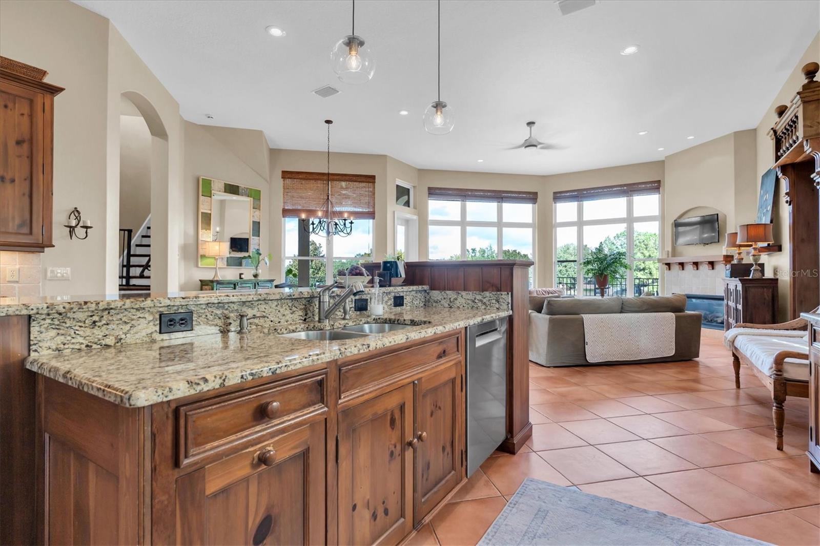 THURSTON GROVES - Residential